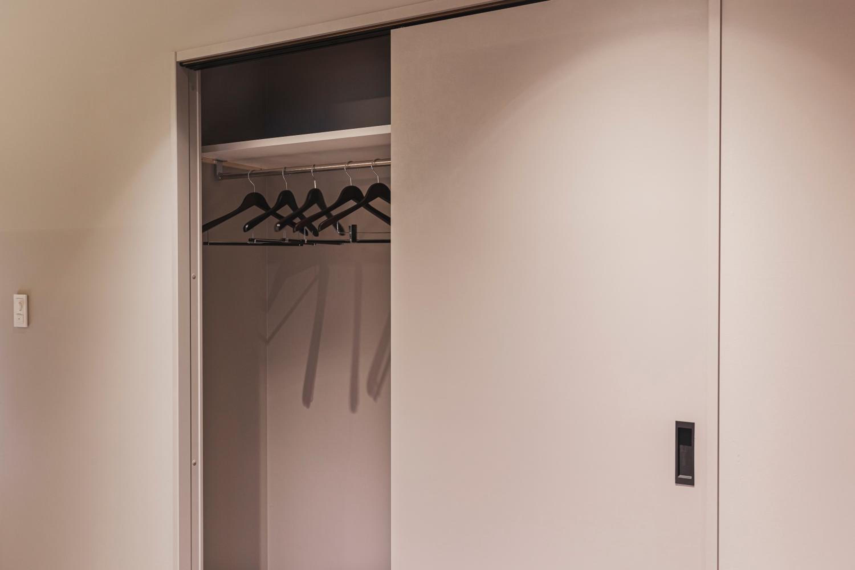 Suite Fourth (Non-Smoking) photo 2