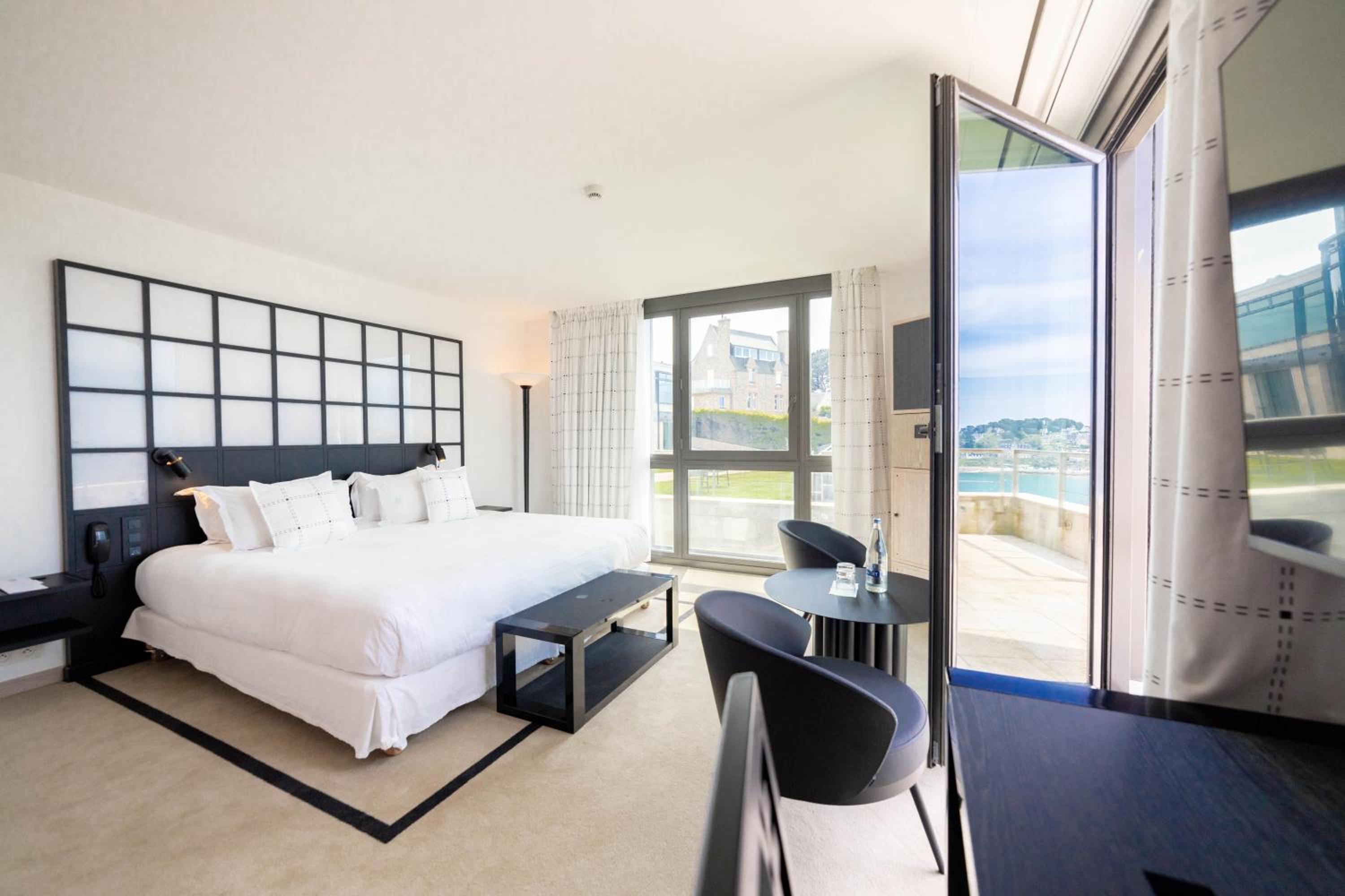 Deluxe Double Room with Terrace and Sea View - Photo 4