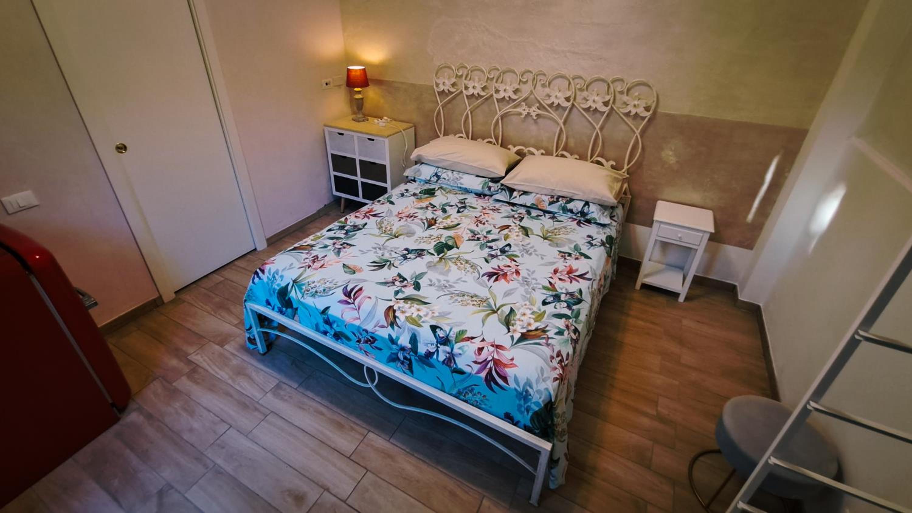 Deluxe Room - Photo 4