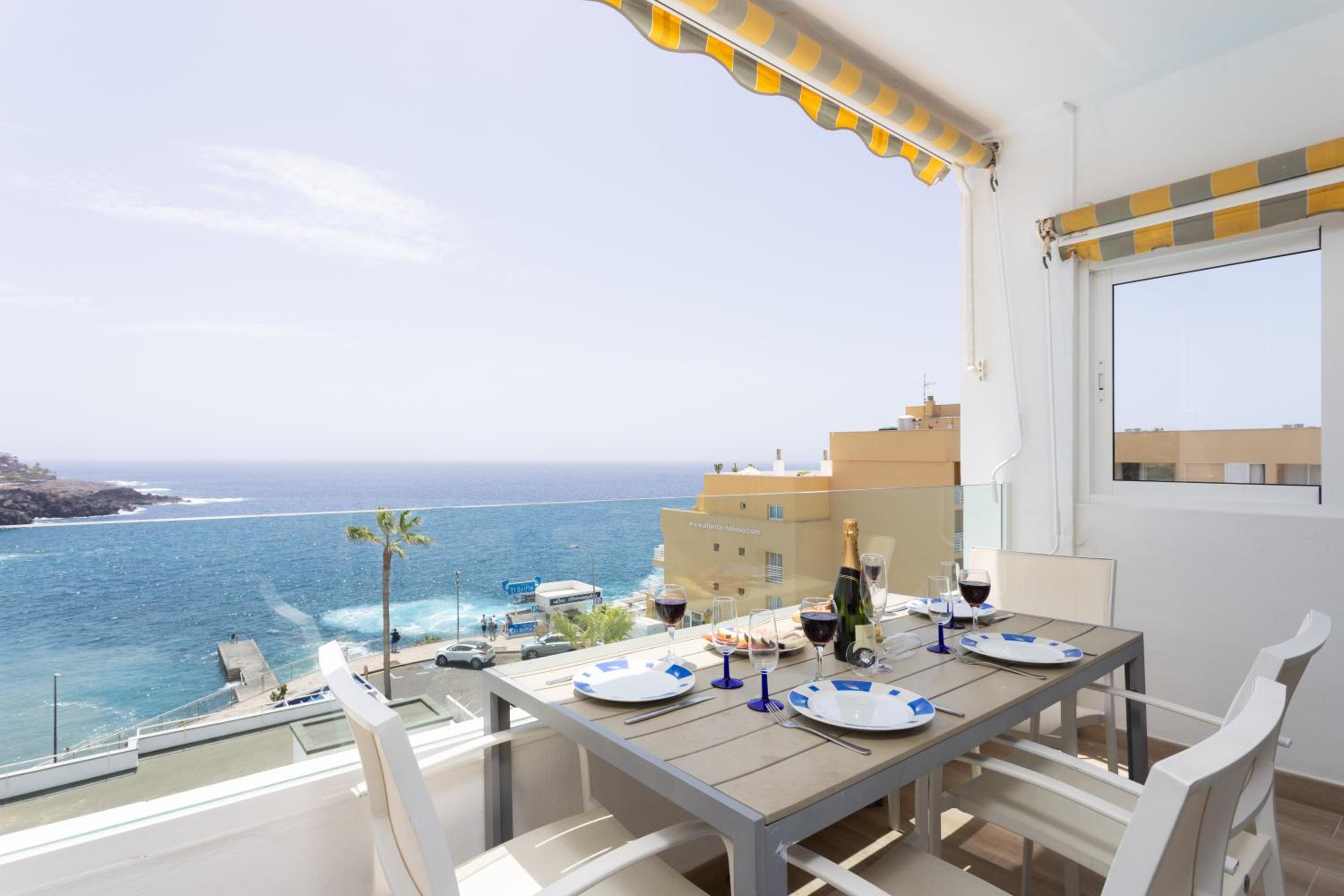 Apartment with Sea View - Photo 36