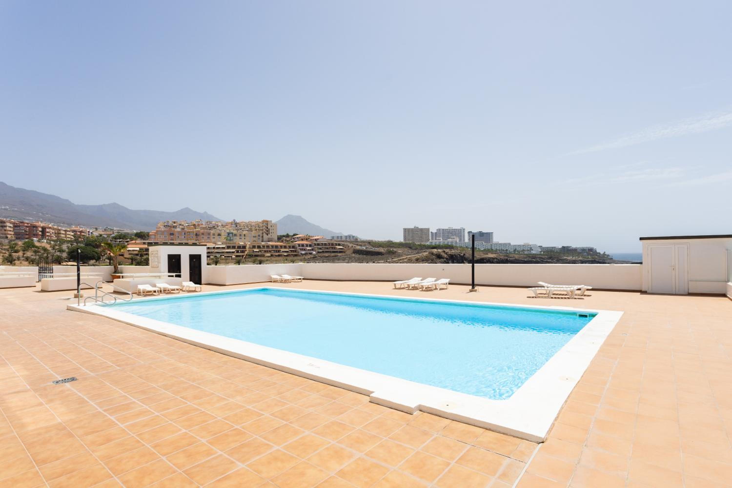 Apartment with Sea View - Photo 21