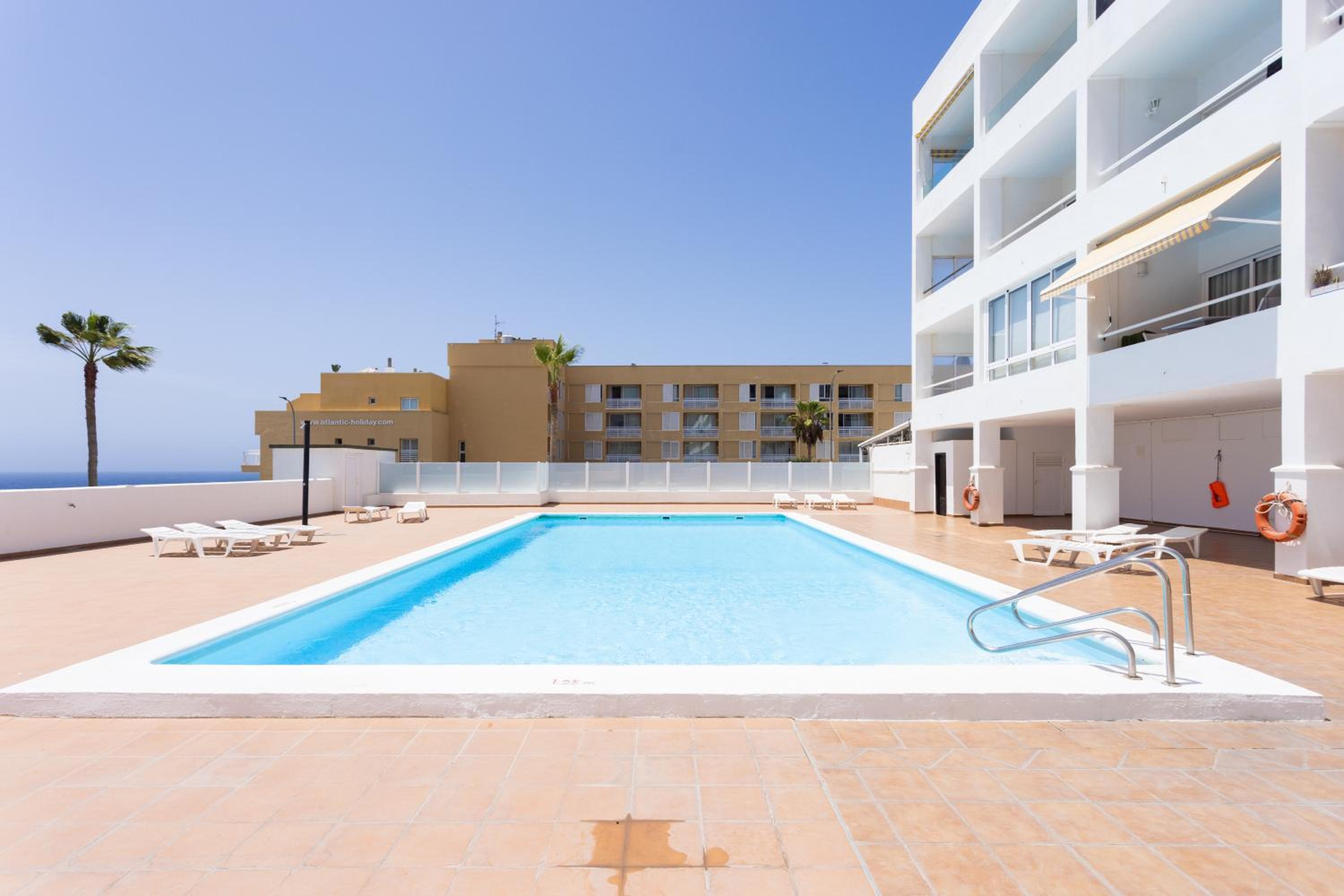 Apartment with Sea View - Photo 24