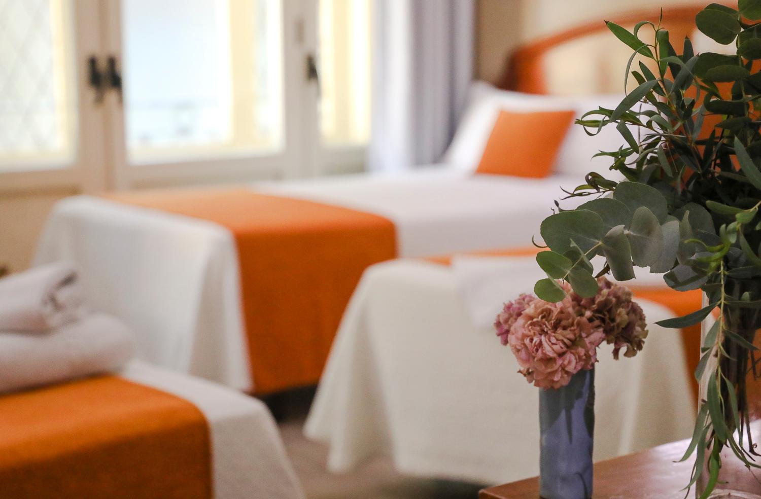 Quadruple Room (4 Adults) thumbnail 6