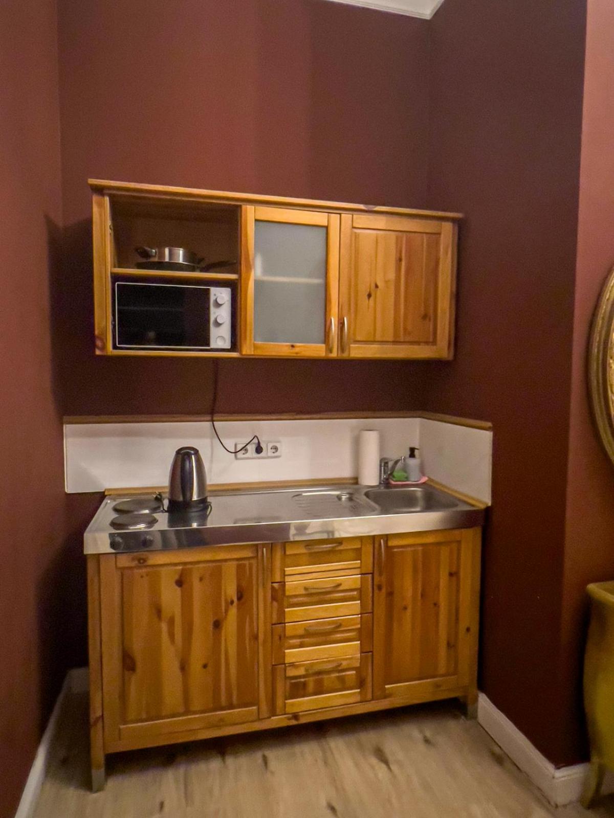Small Apartment photo 3