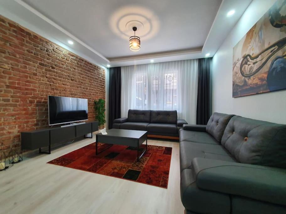 Two-Bedroom Apartment photo 1