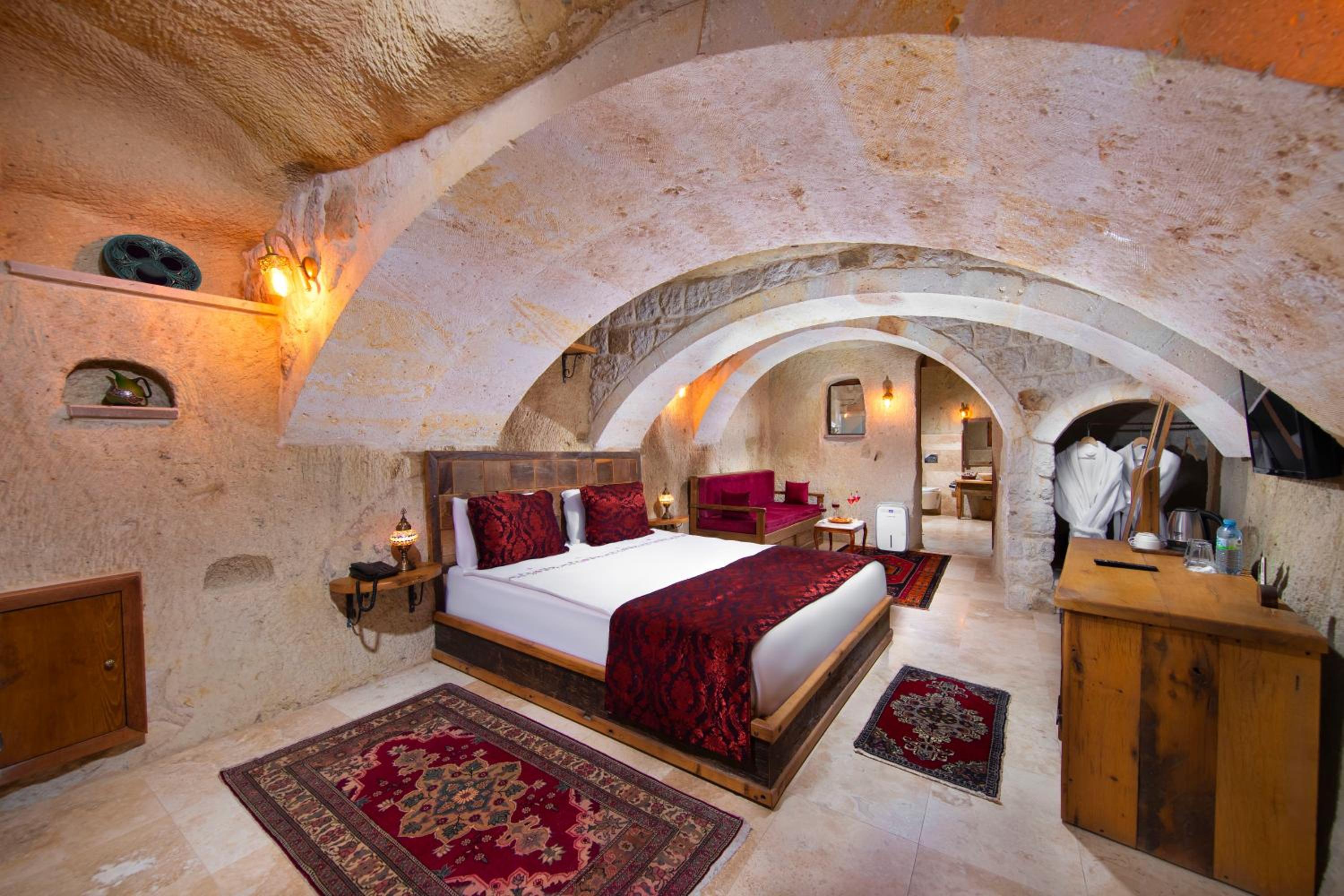 Deluxe Double Room - Photo 1