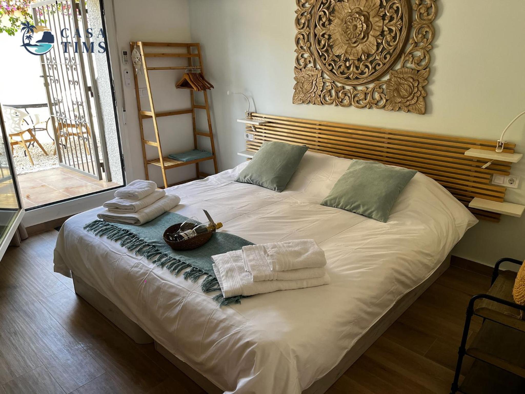 Estudio con terraza