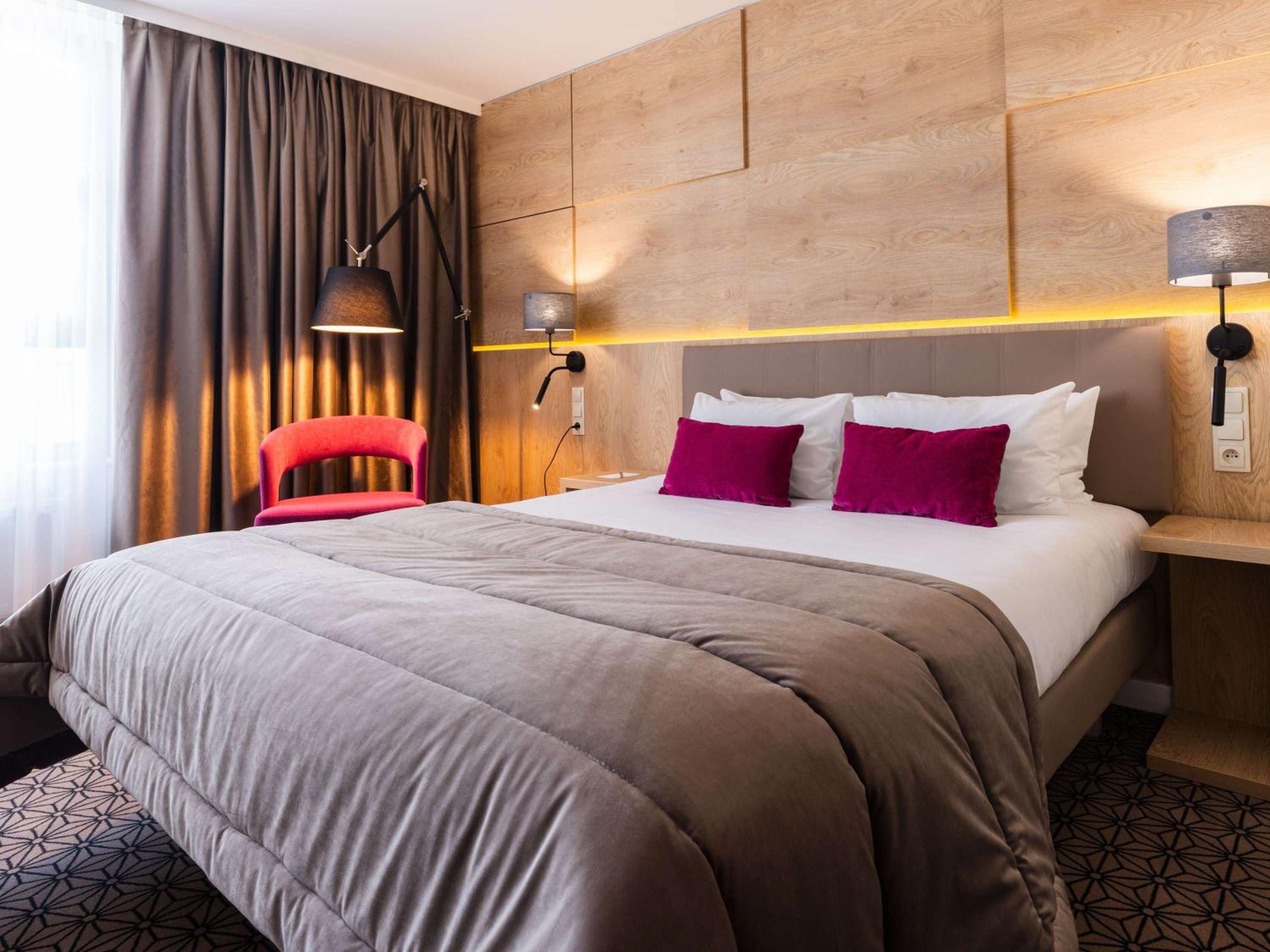 Suite with One Double Bed and Sofa - Photo 4