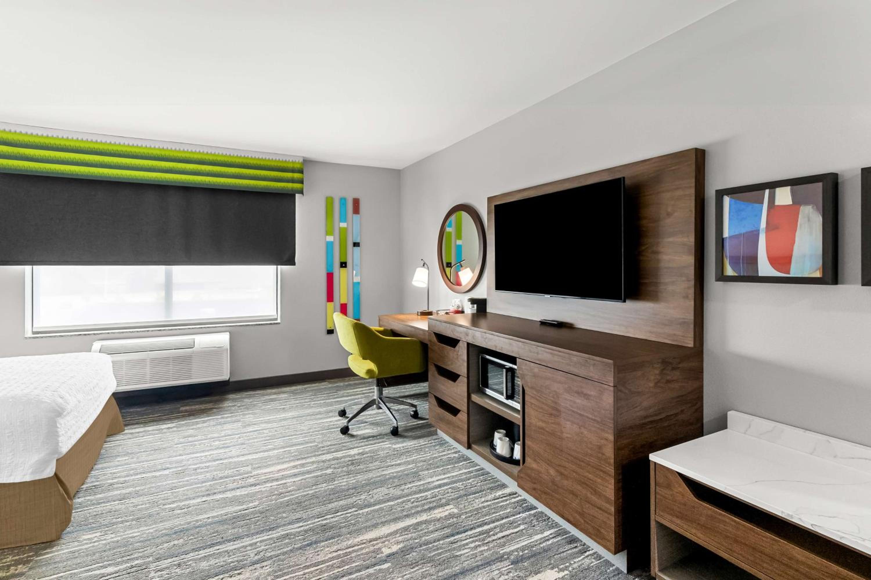 Queen Room with Two Queen Beds - Mobility/Hearing Accessible - Non-Smoking - Photo 1