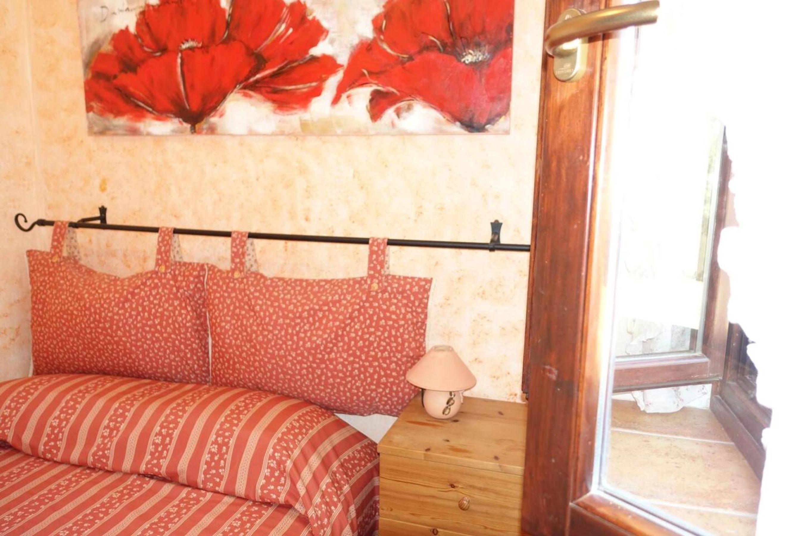 Two-Bedroom Deluxe Apartment with Garden View photo 1