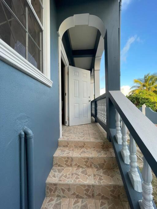 Two-Bedroom Apartment with Balcony photo 3