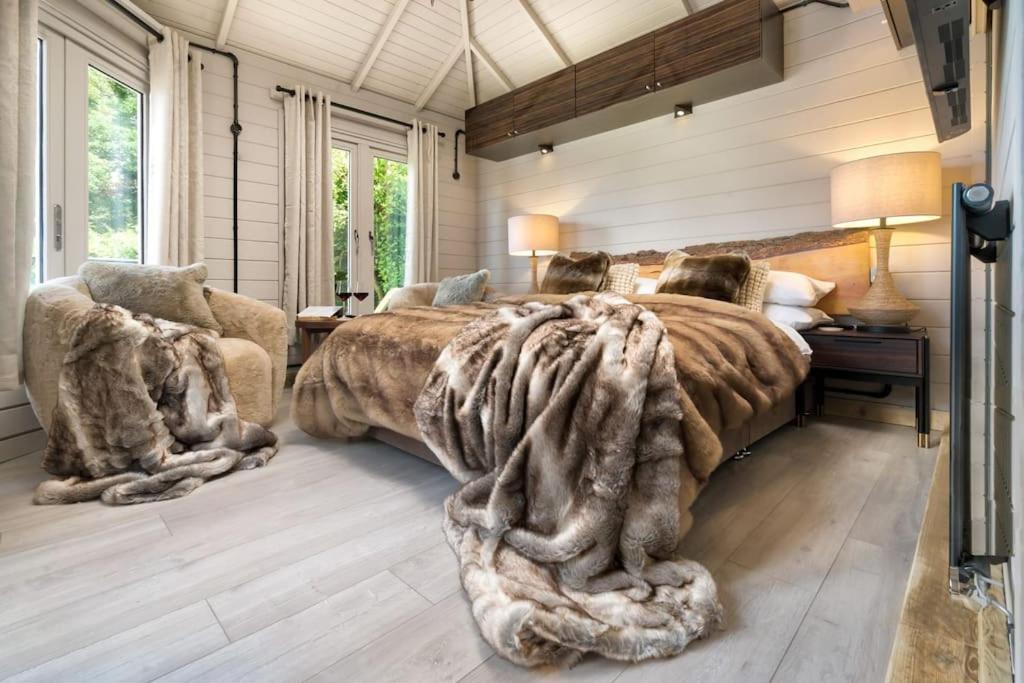 One-Bedroom House photo 1