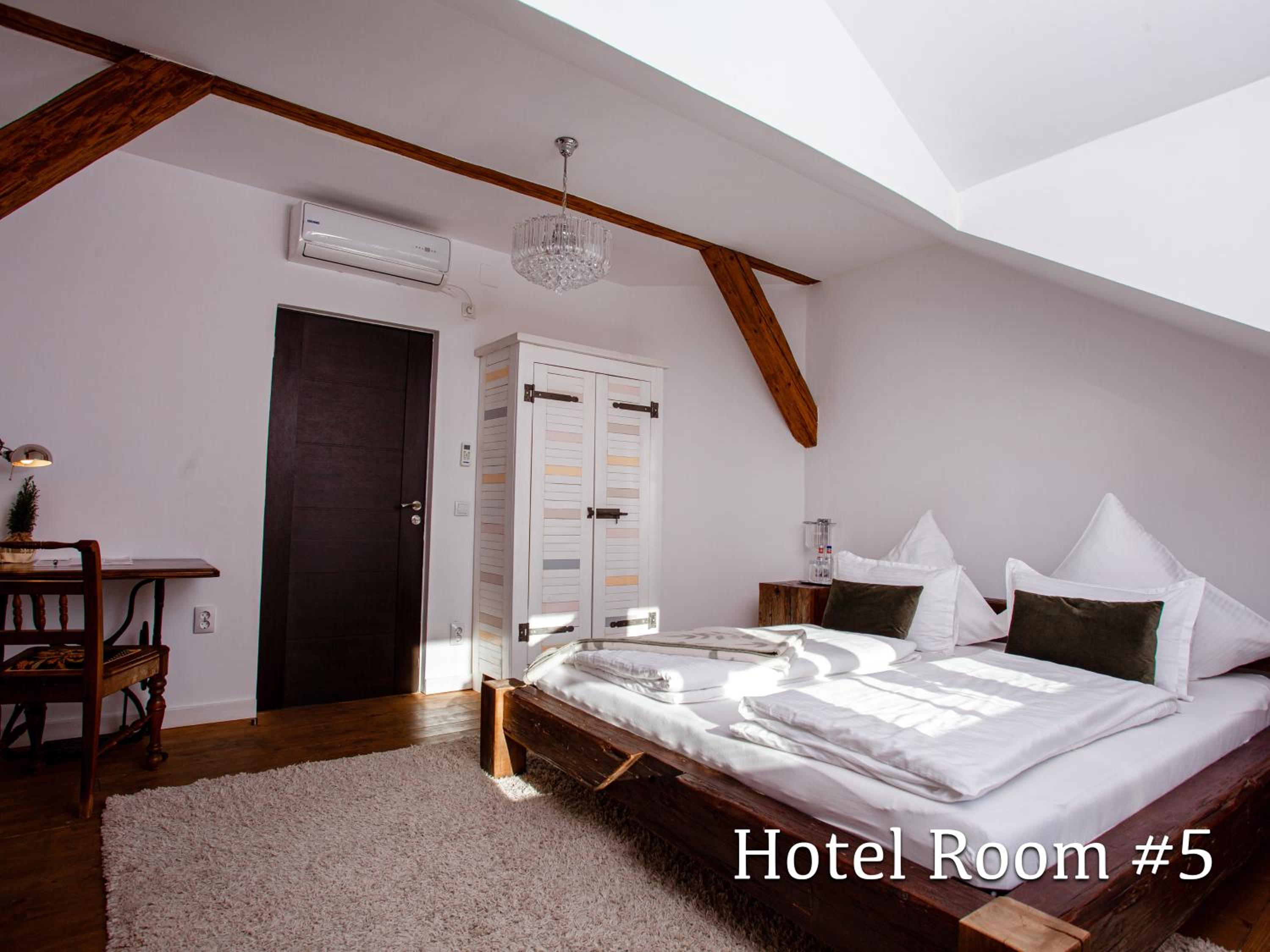 Double Room with Garden View - Photo 15