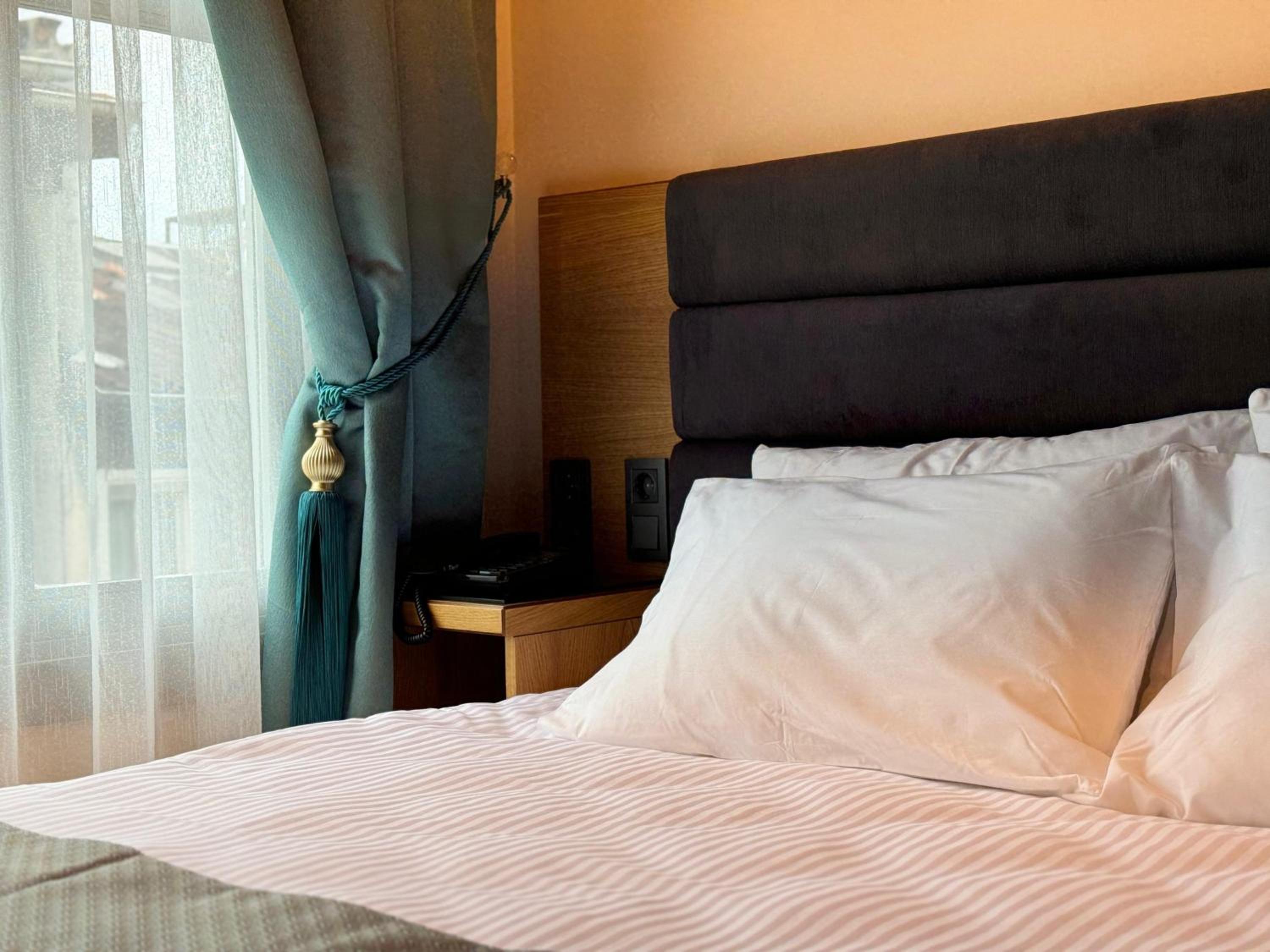 Deluxe Double Room With Sea View photo 3