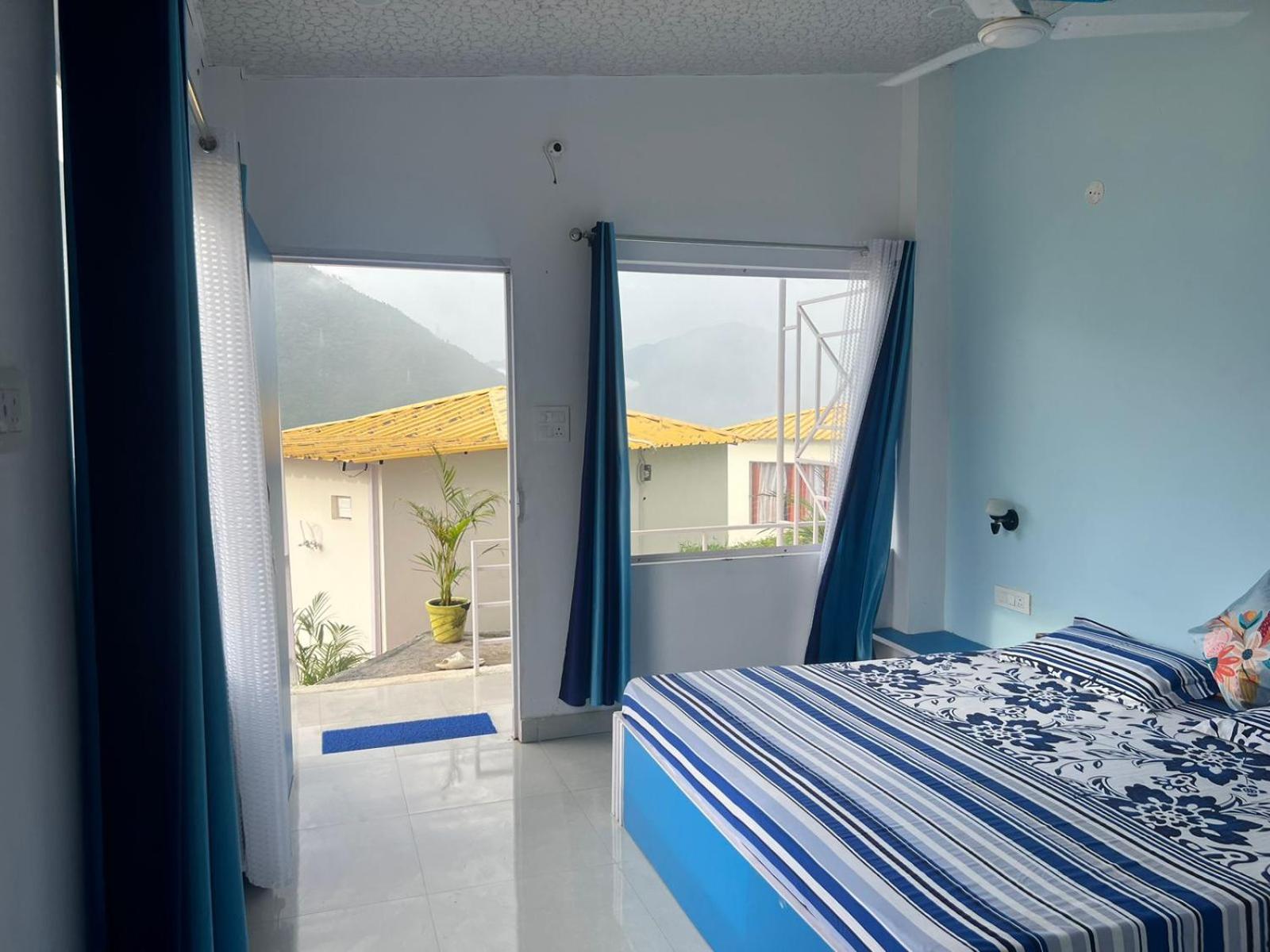 Double Room with Mountain View photo 2