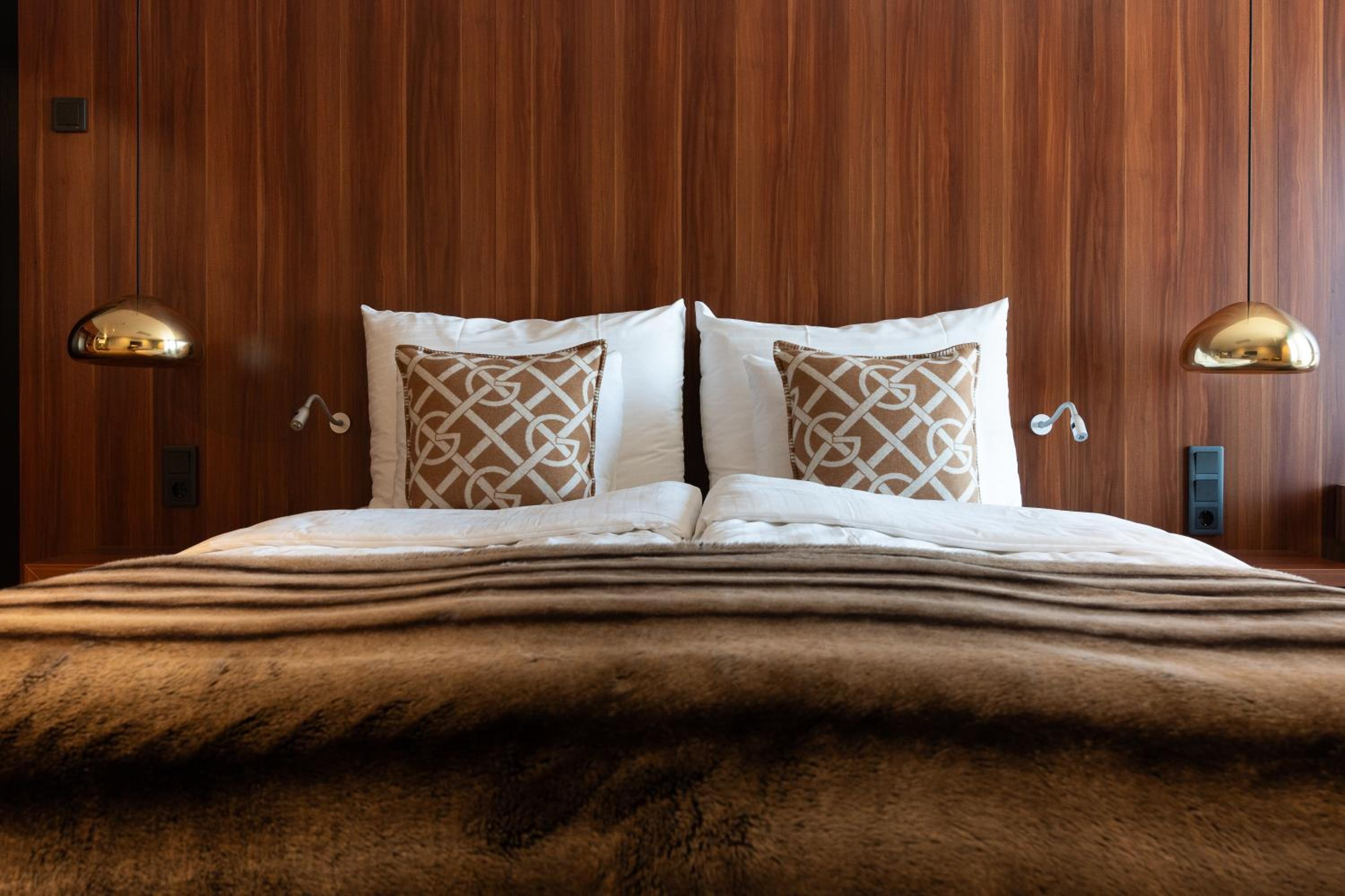 Suite - Spring photo 2