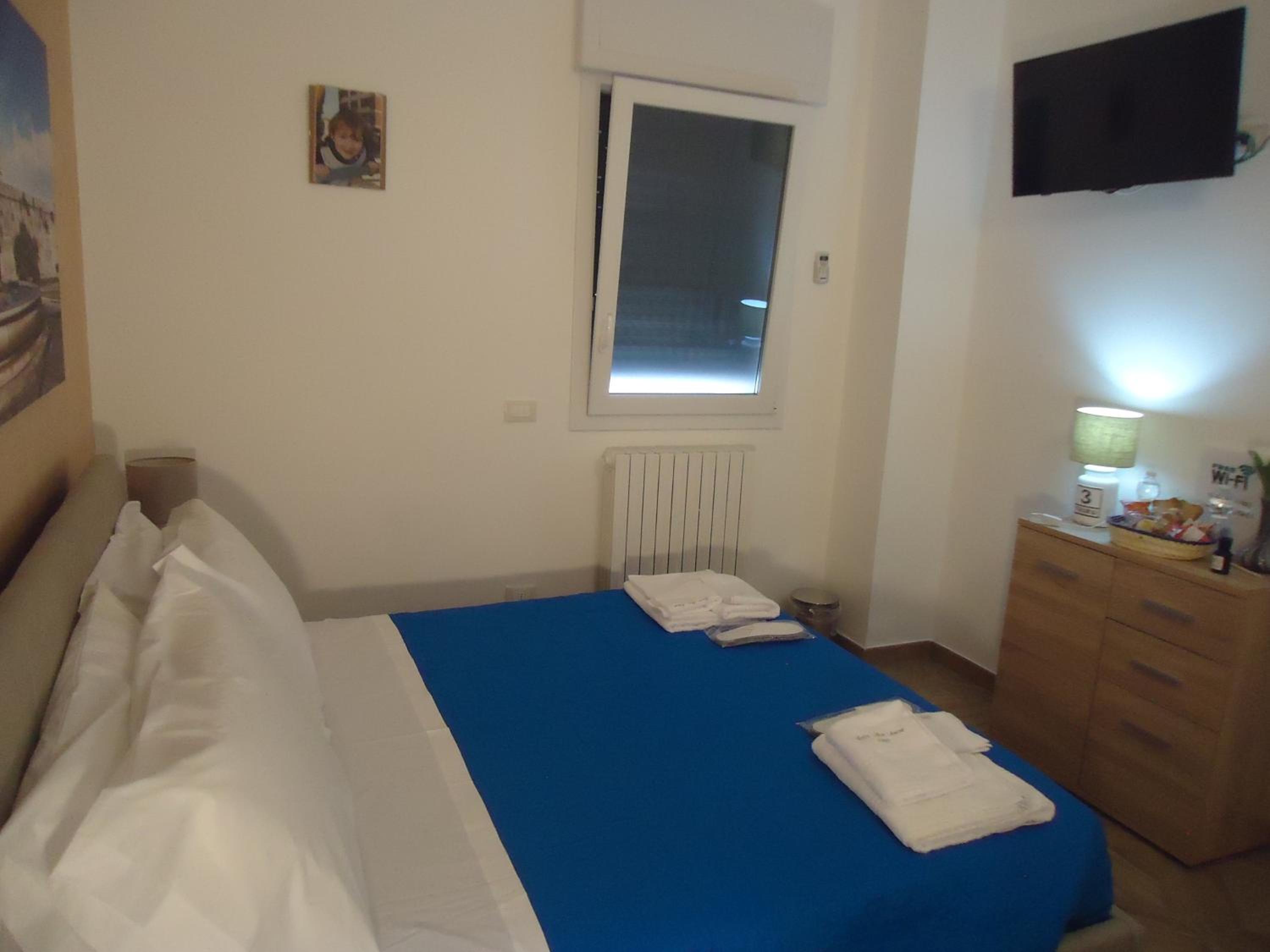 Deluxe Room (1 adult + 1 child)