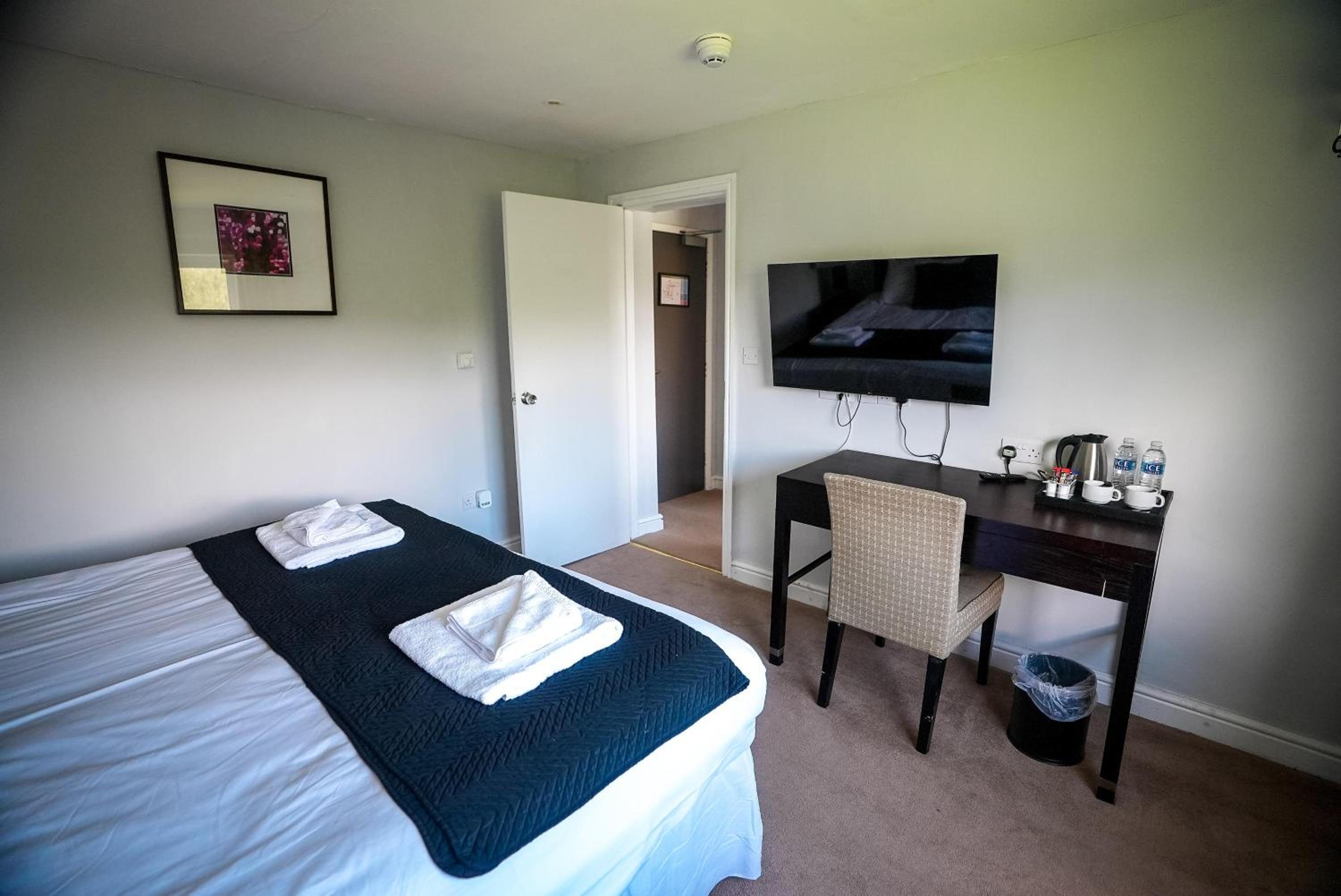 Deluxe Family Room photo 3
