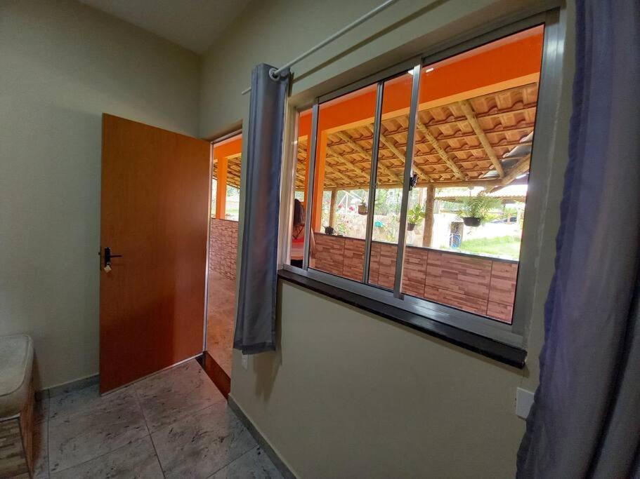 Five-Bedroom House photo 1