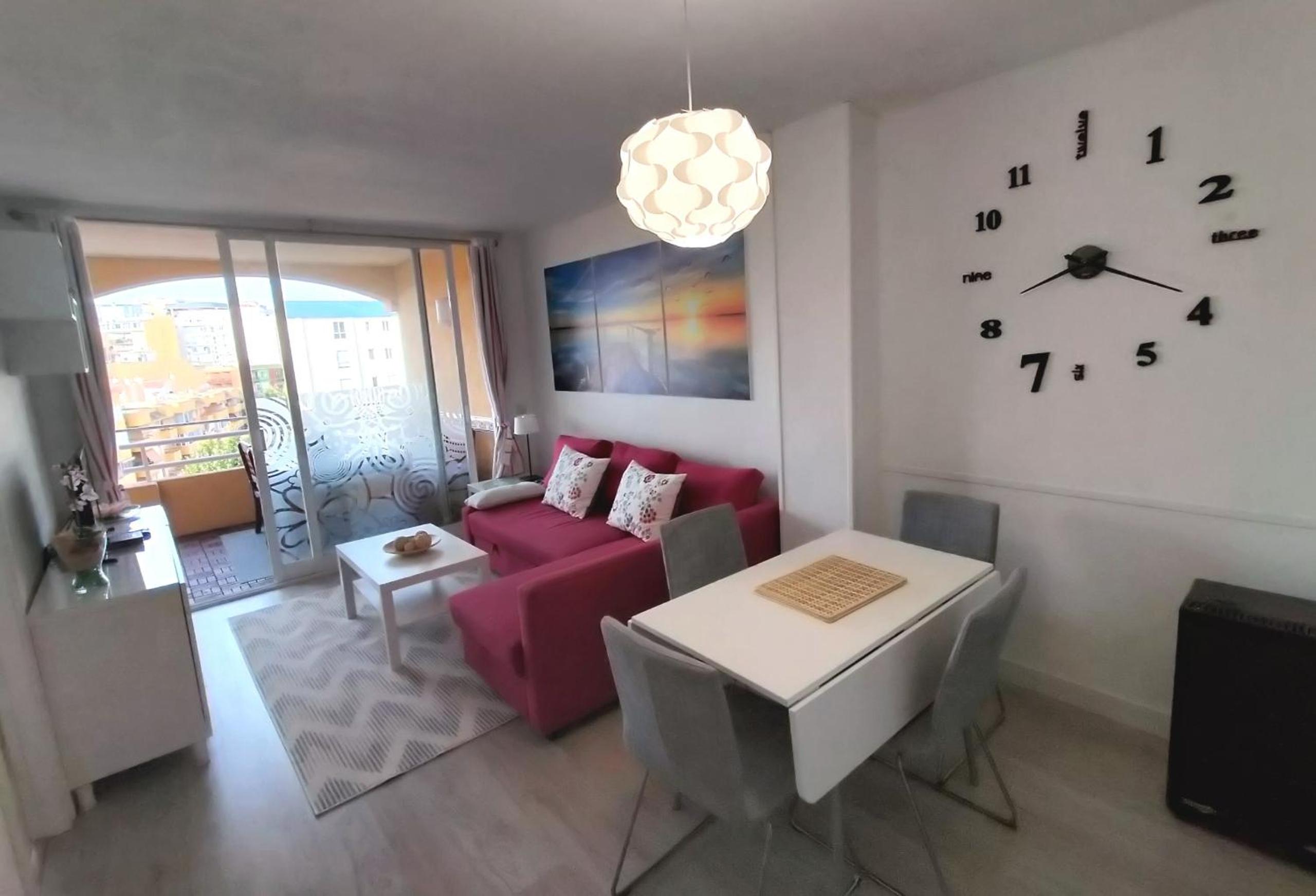 Apartamento con Vista y Balcón