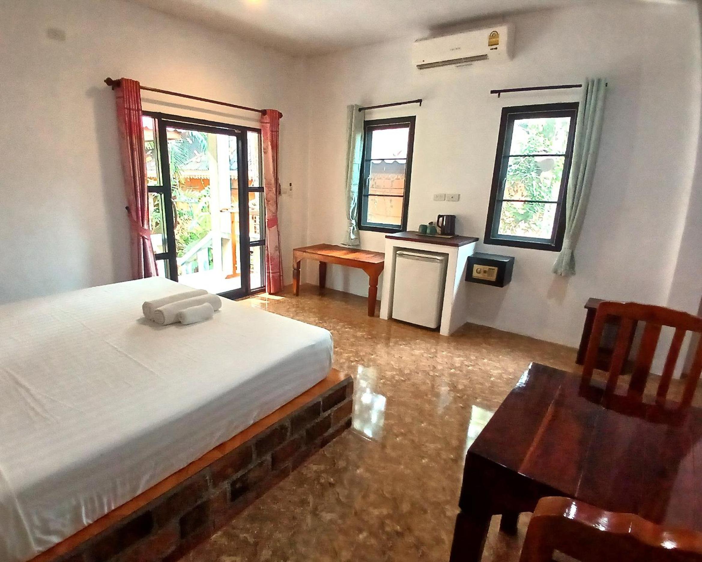 Bungalow con vista al jardín