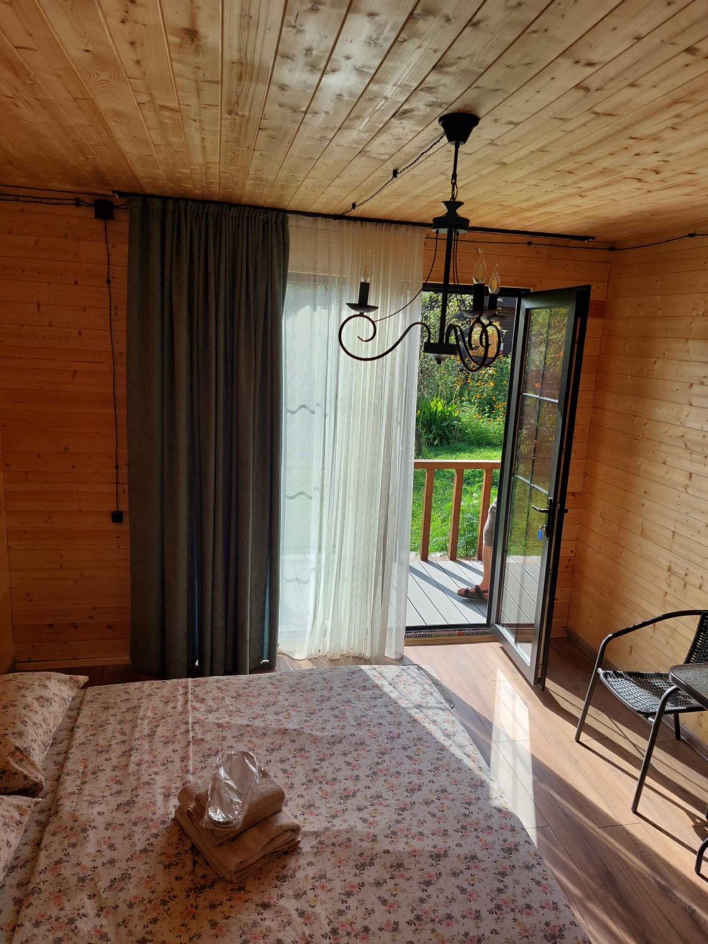 Quadruple Room with Private Bathroom photo 2