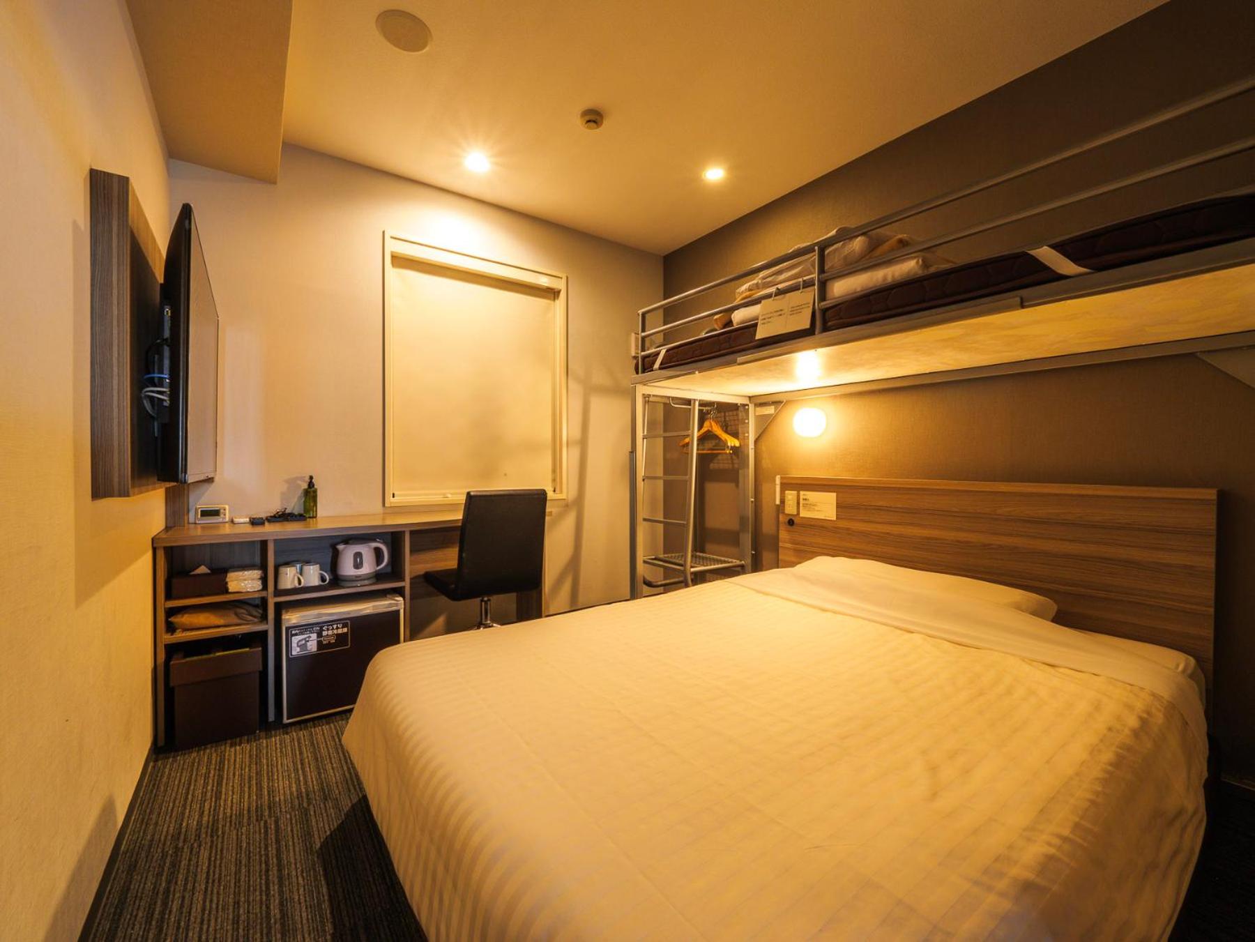 Room with Small Double Bed and Loft Bed - Non-Smoking - Photo 4