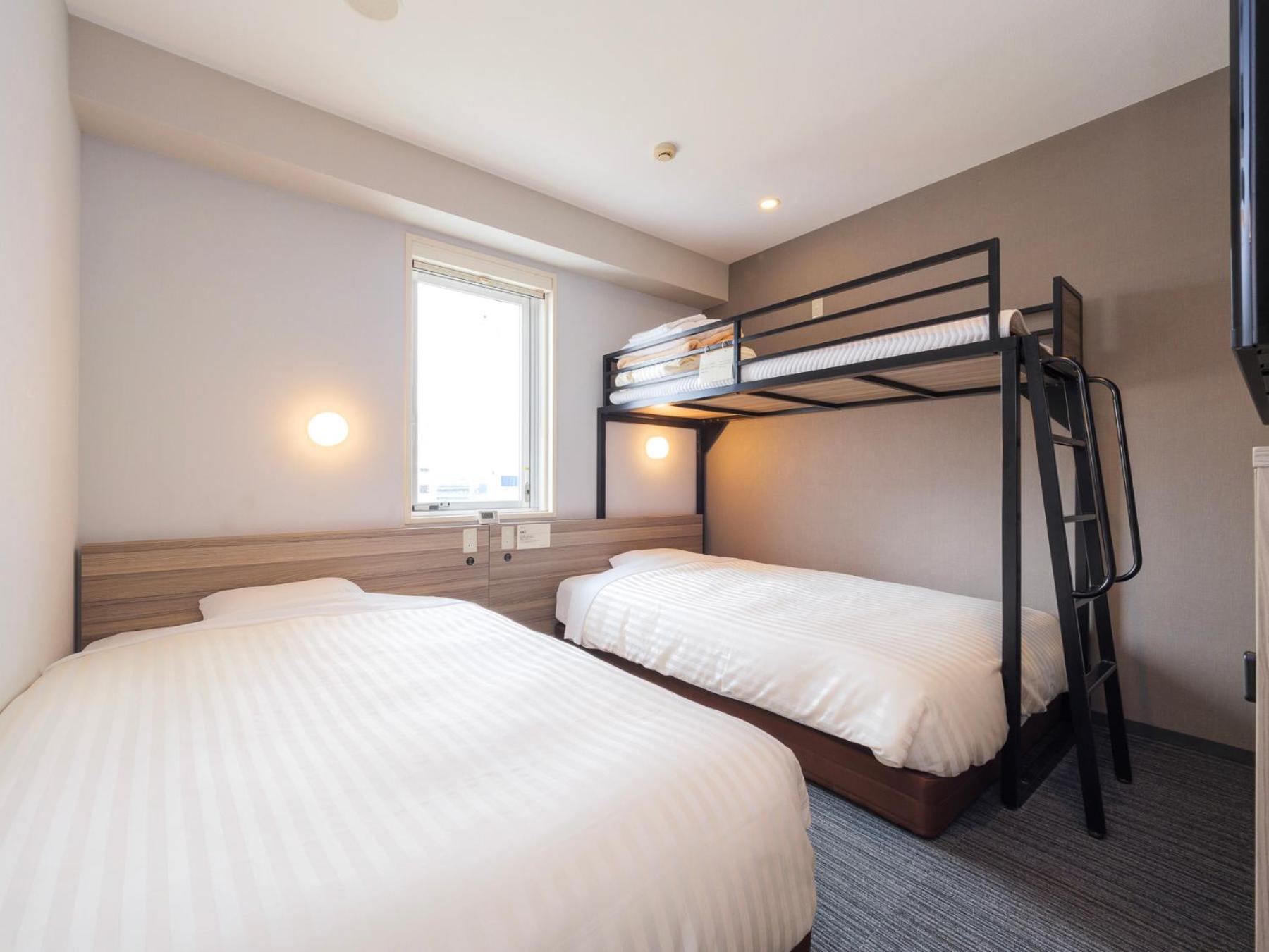 Triple Room - Non - Smoking - Photo 1