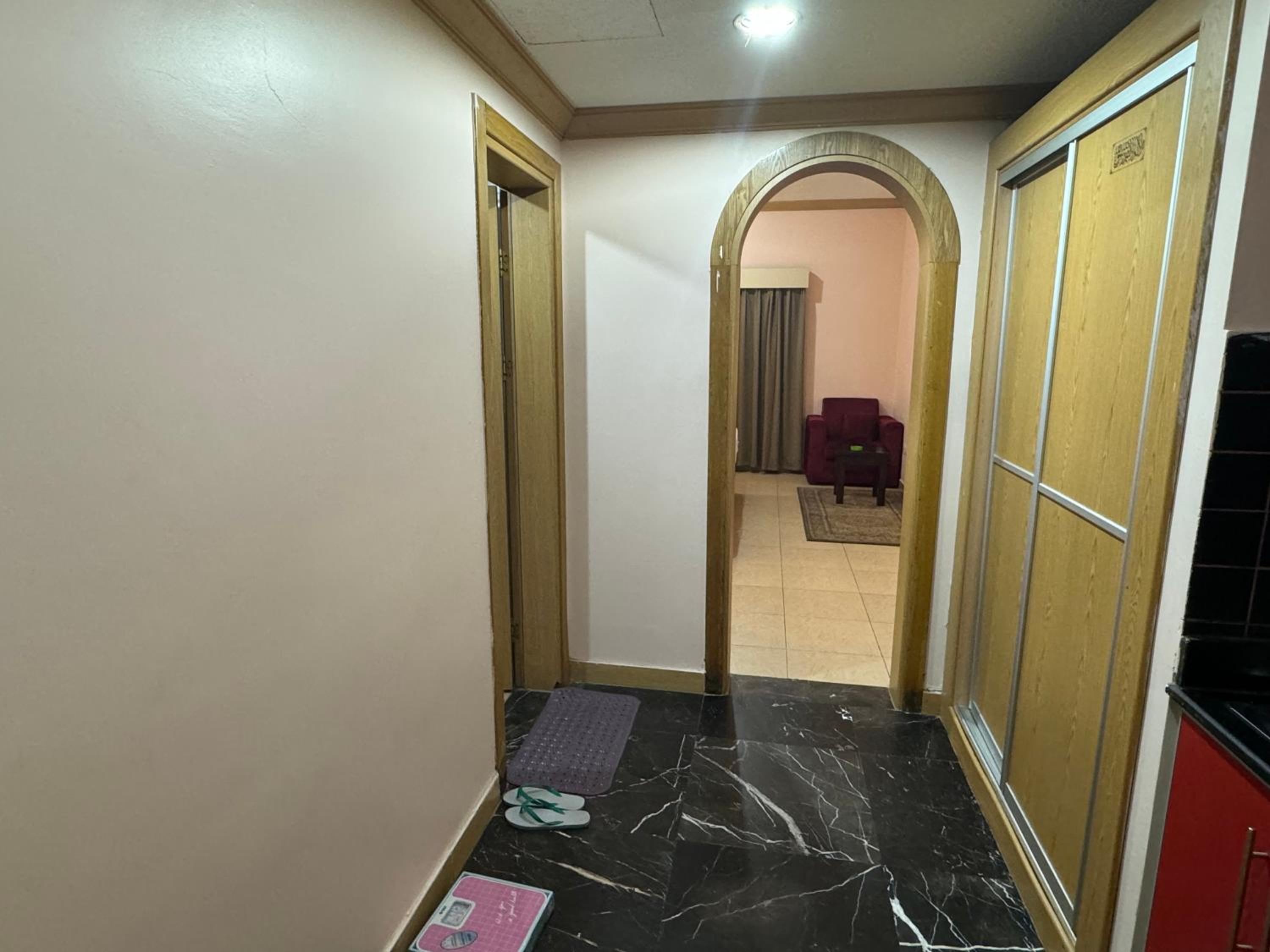 Studio - Photo 9