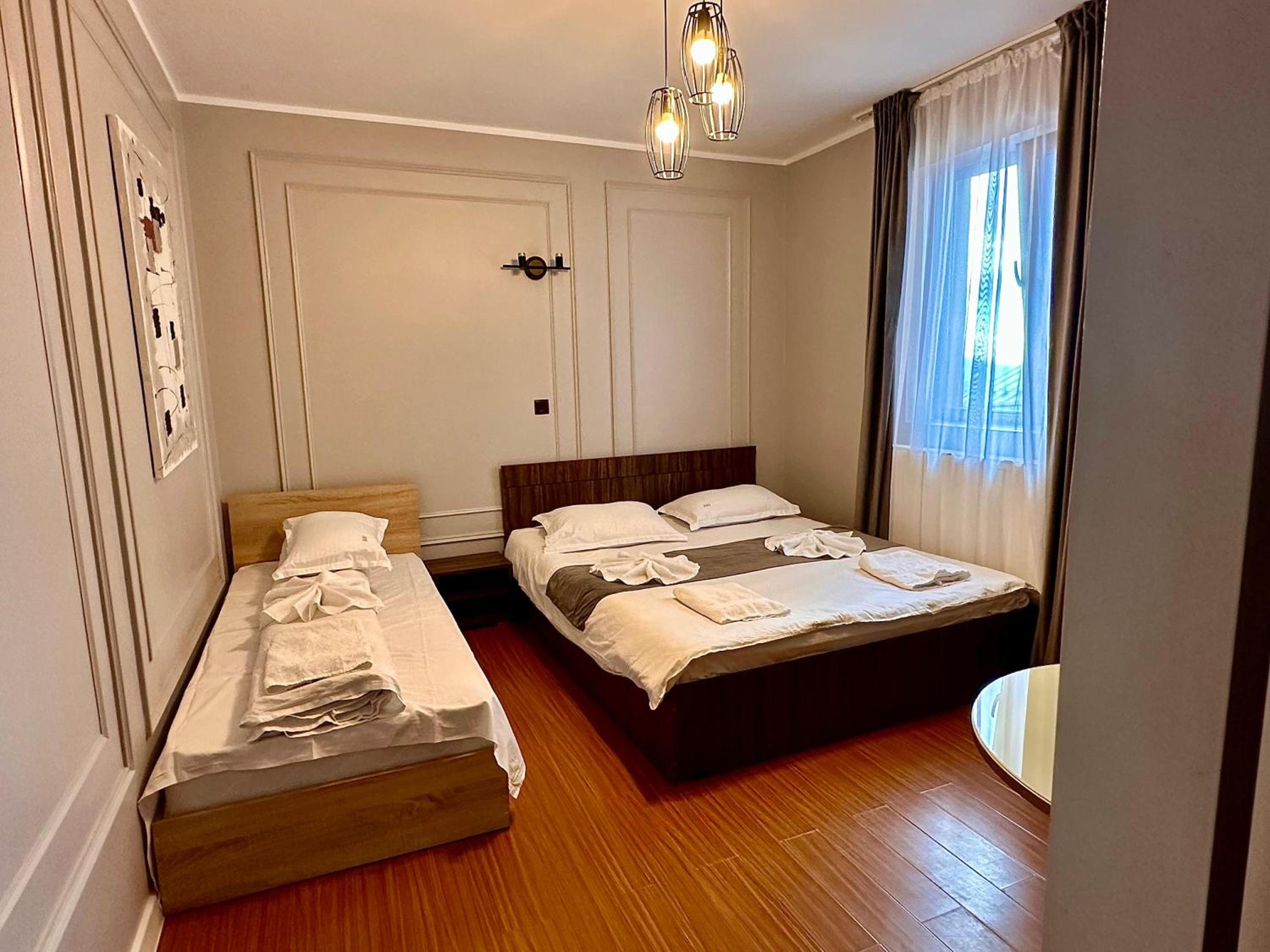Triple Room with Private Bathroom photo 3