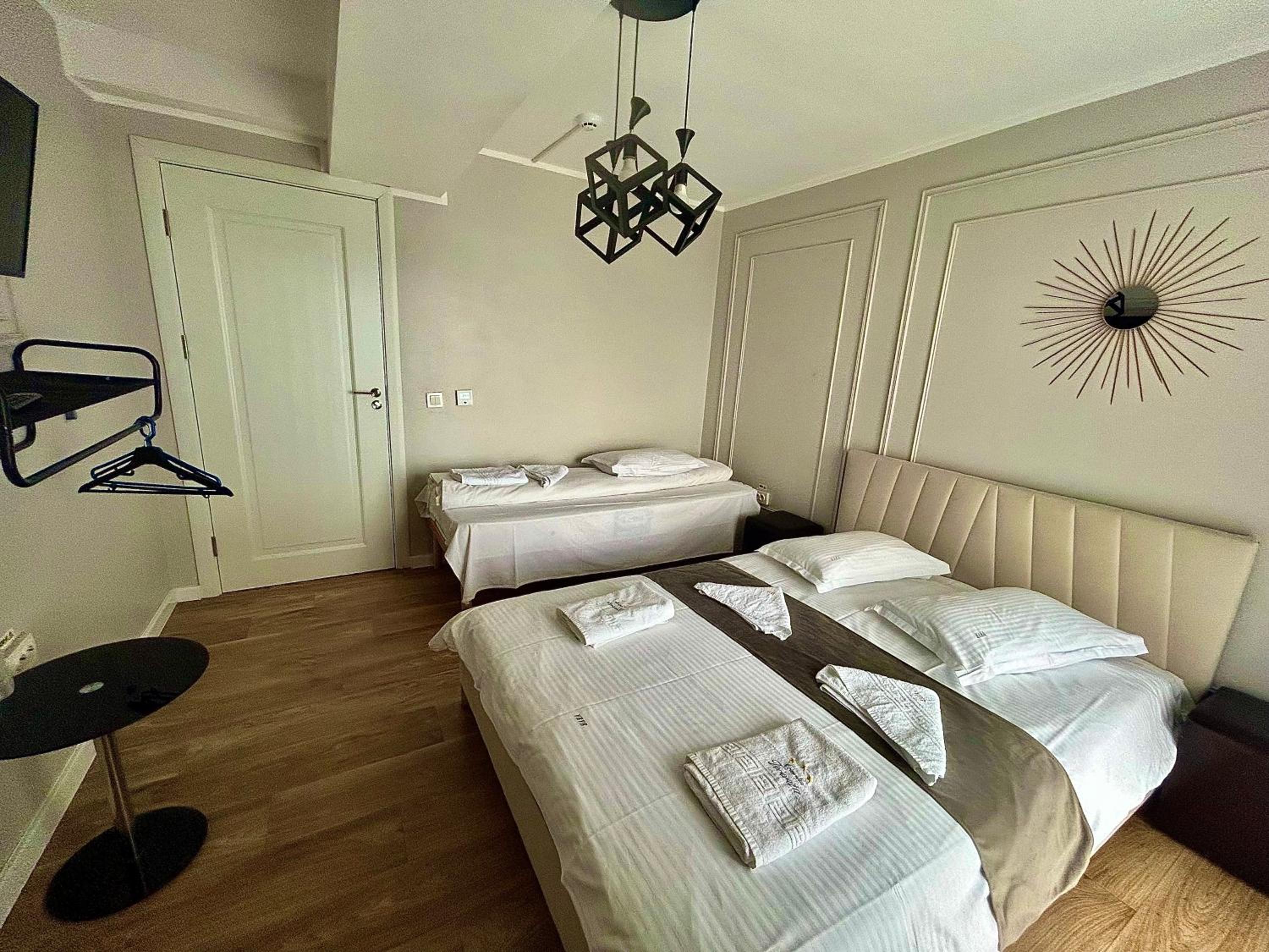 Triple Room with Balcony photo 2