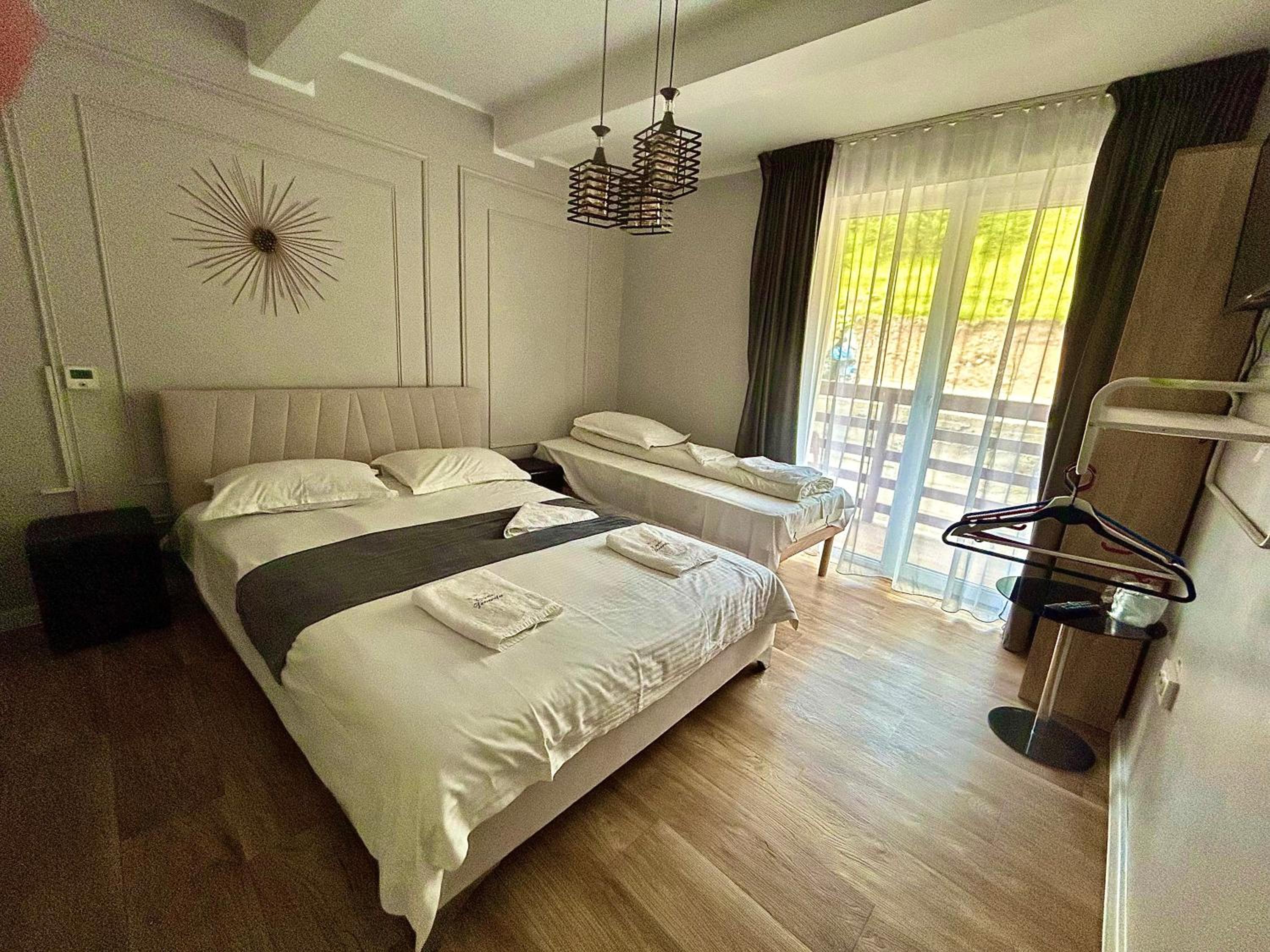 Triple Room with Balcony photo 3