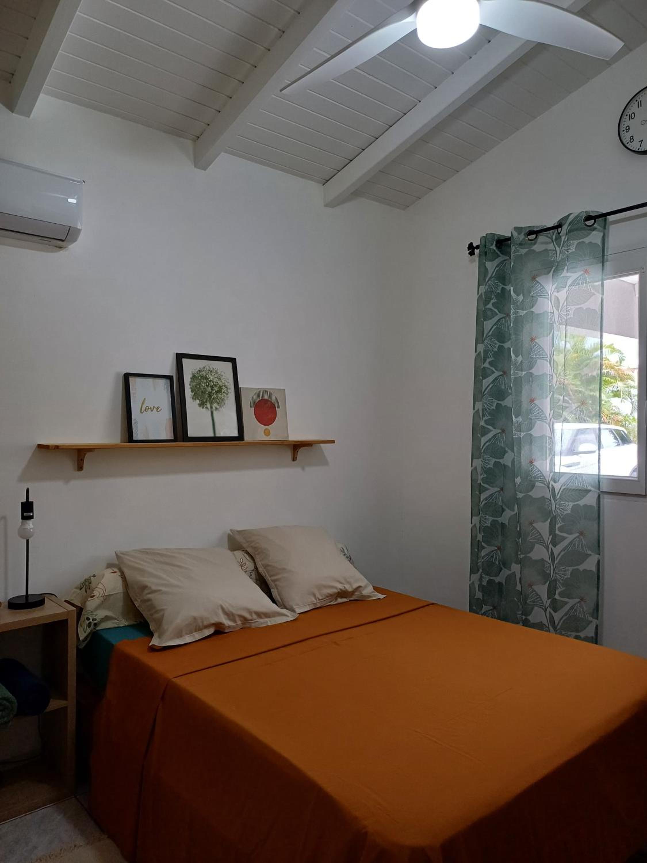 Three-Bedroom Villa photo 1