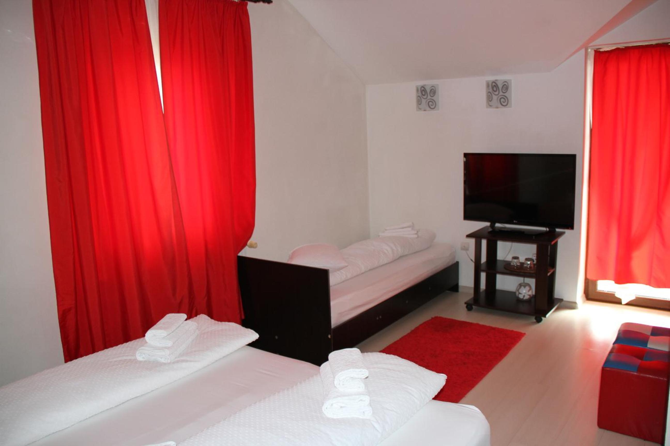 Triple Room with Balcony photo 2