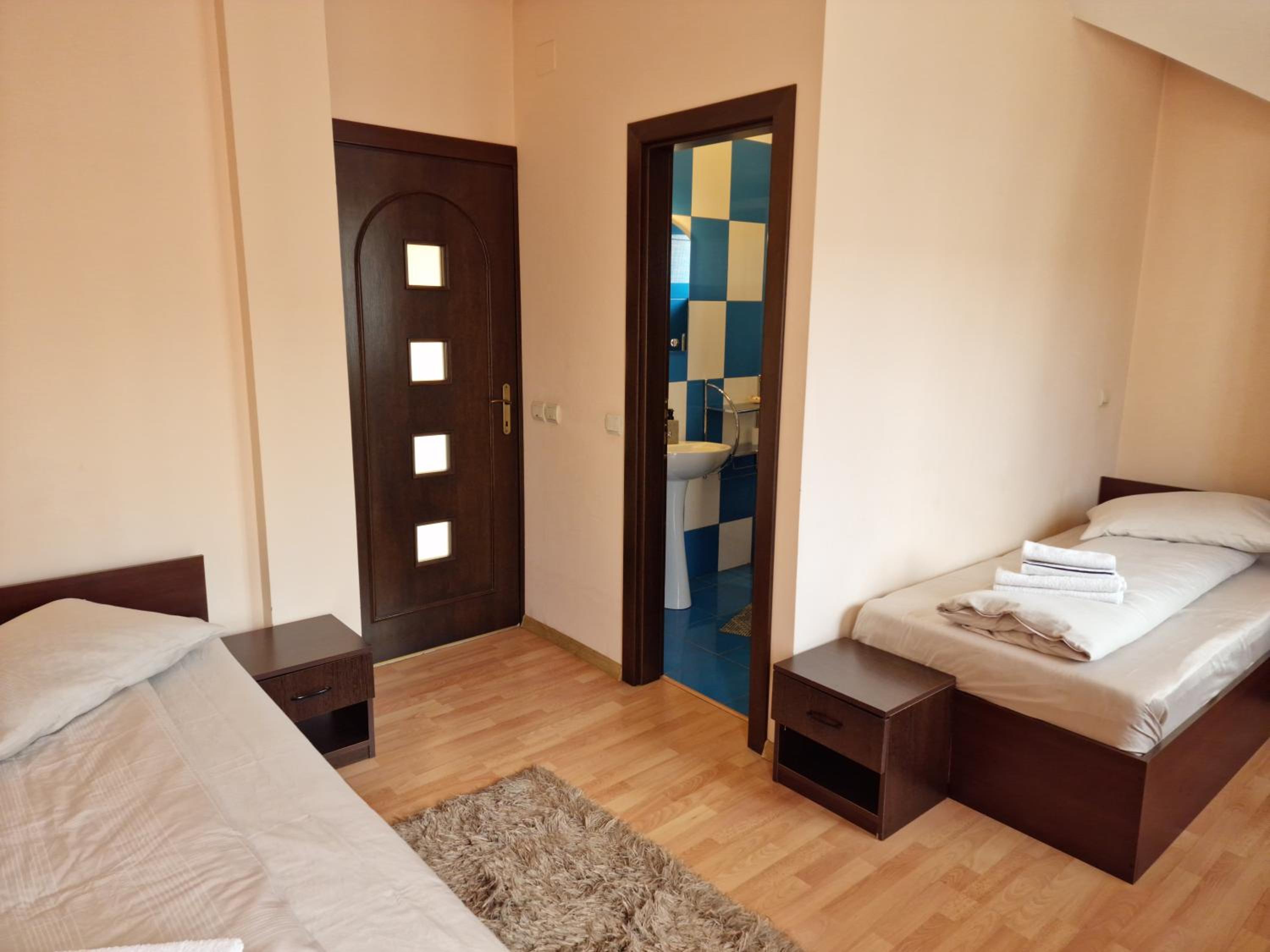 Twin Room with Balcony photo 2