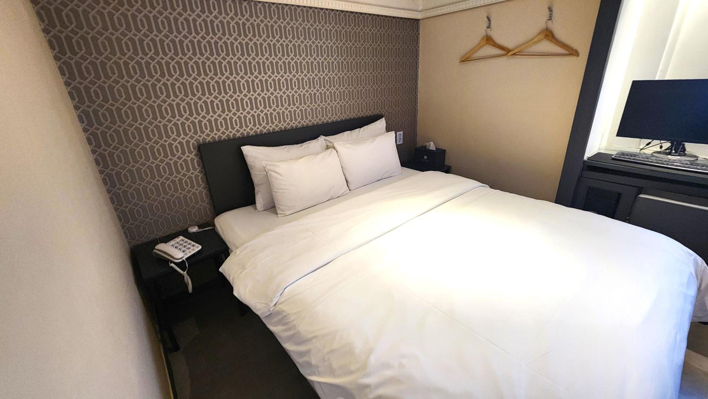 Superior Double Room - Photo 10