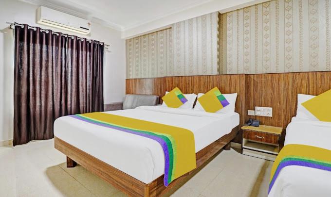 Quadruple Room - Photo 1