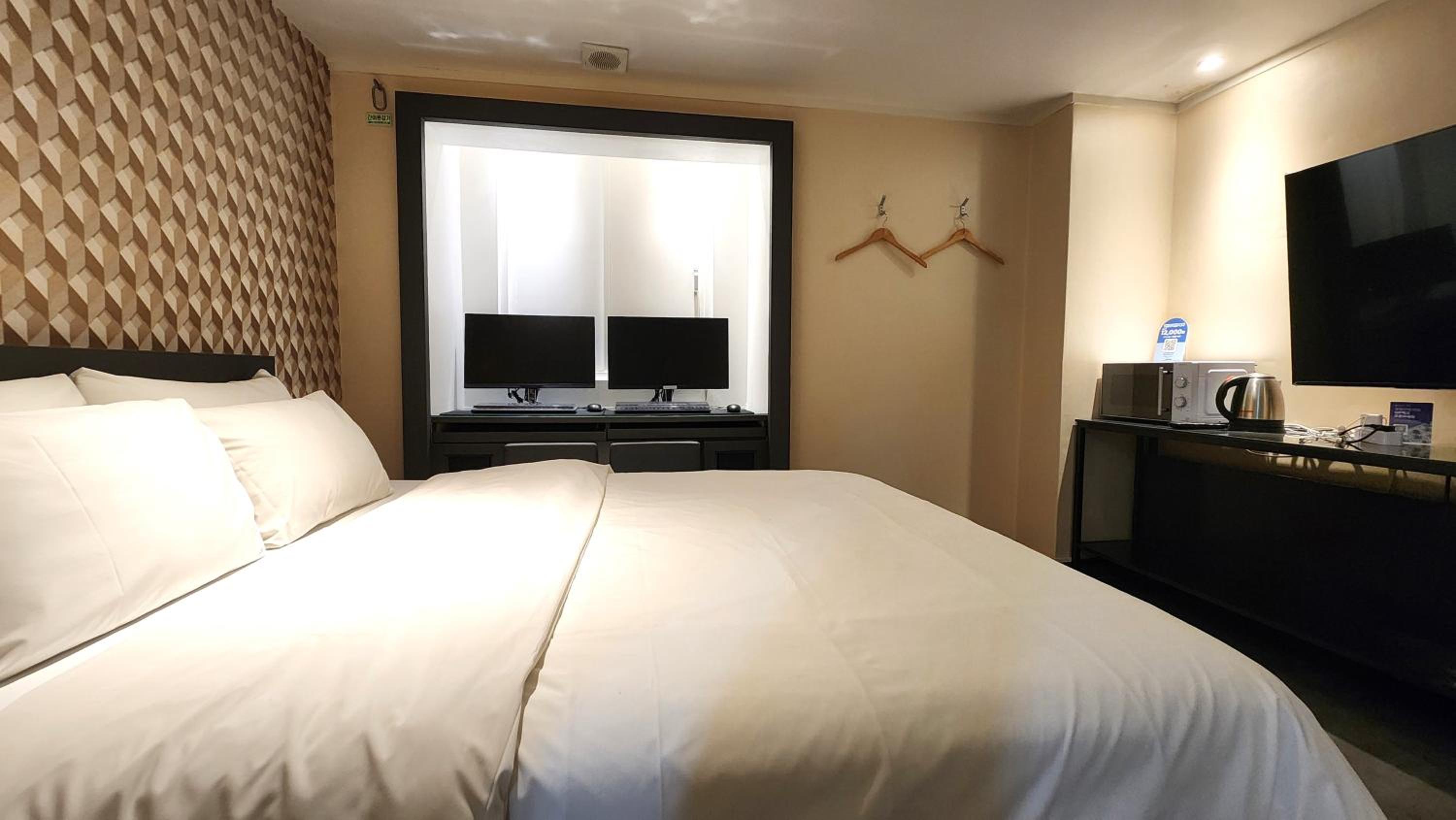 Superior Double Room - Photo 2