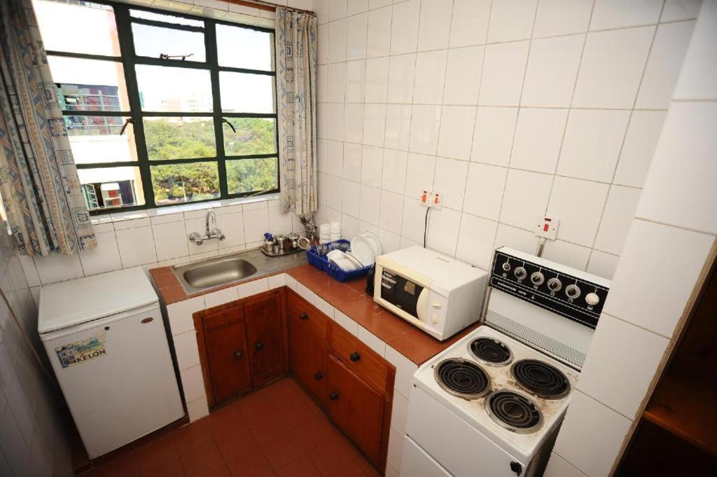 Superior Suite - Photo 6