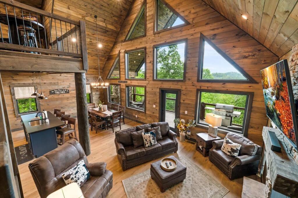 Four-Bedroom House photo 1