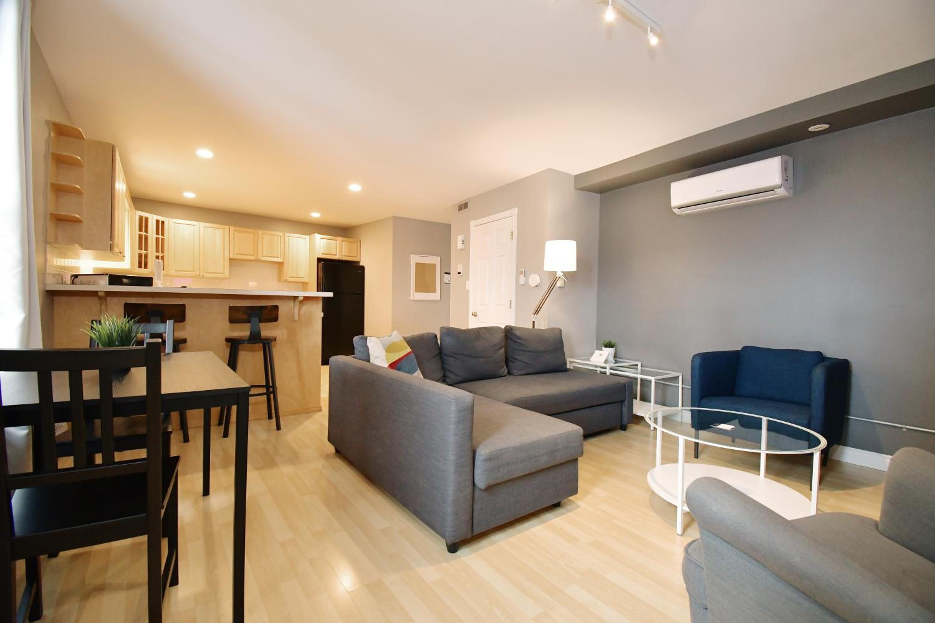 Deluxe Suite photo 1