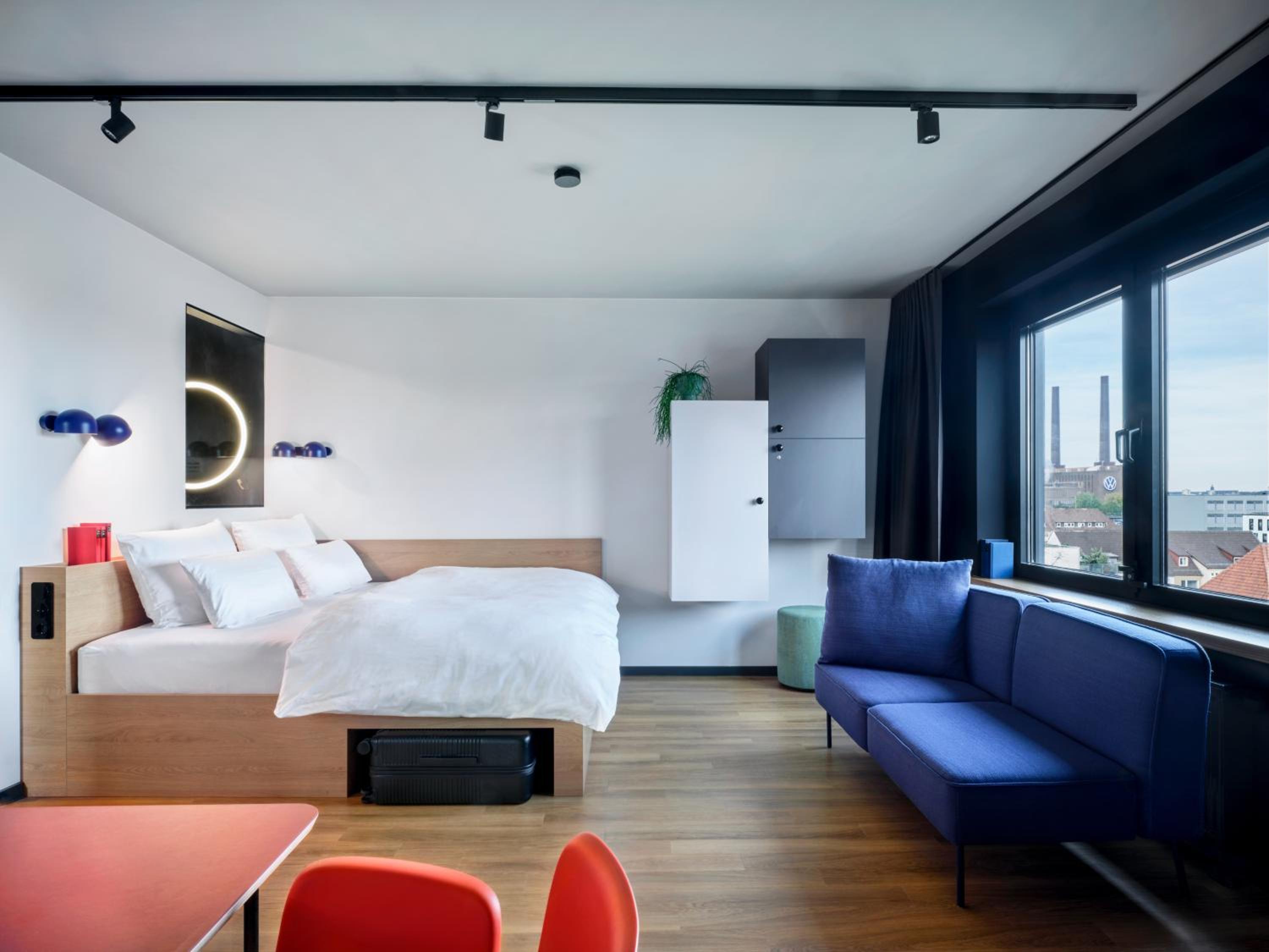 Design Apartment with King-Size-Bed