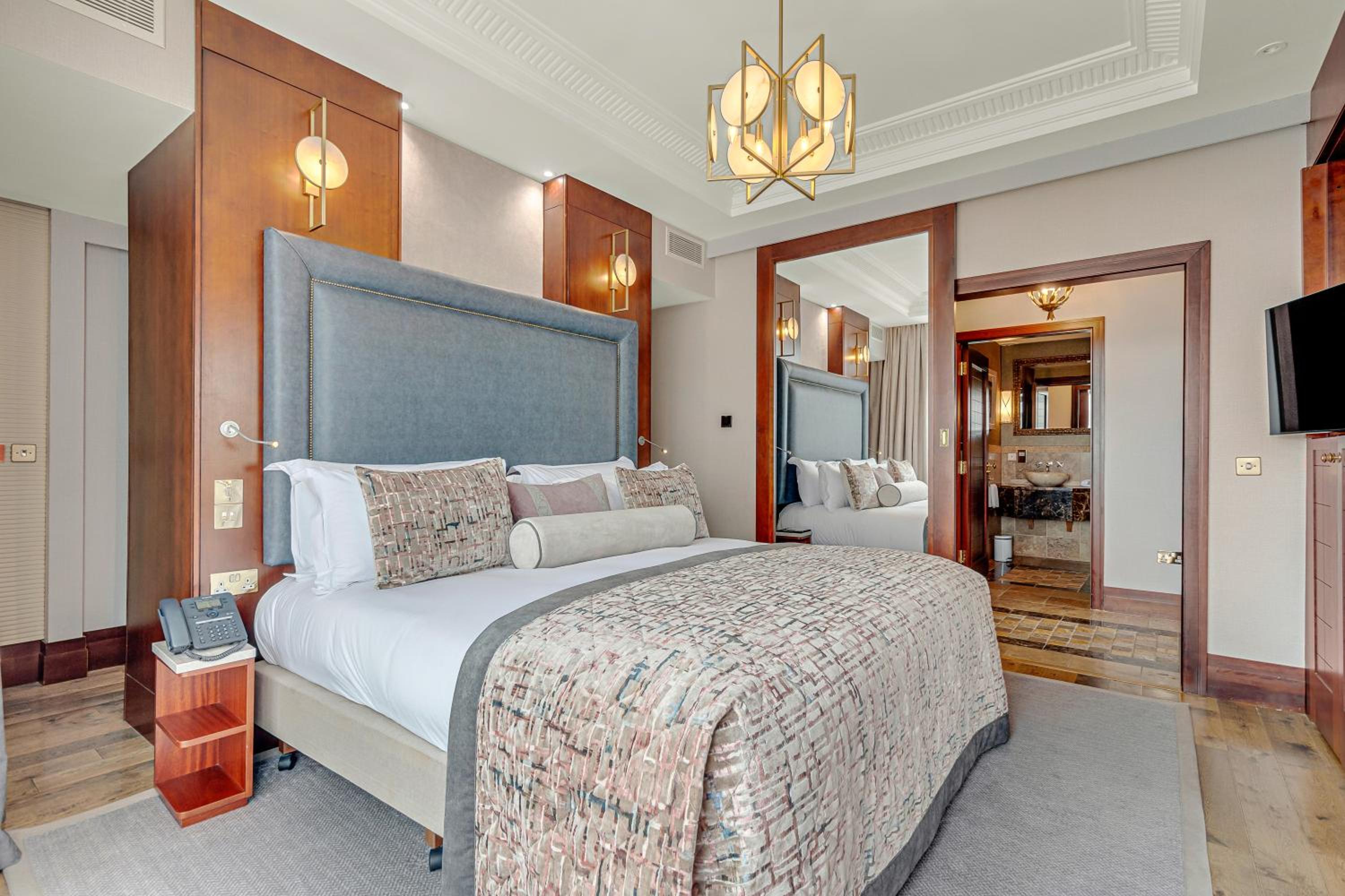 Superior Suite