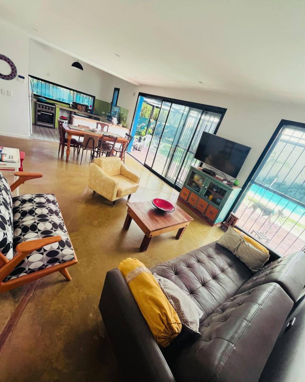 One-Bedroom House photo 1