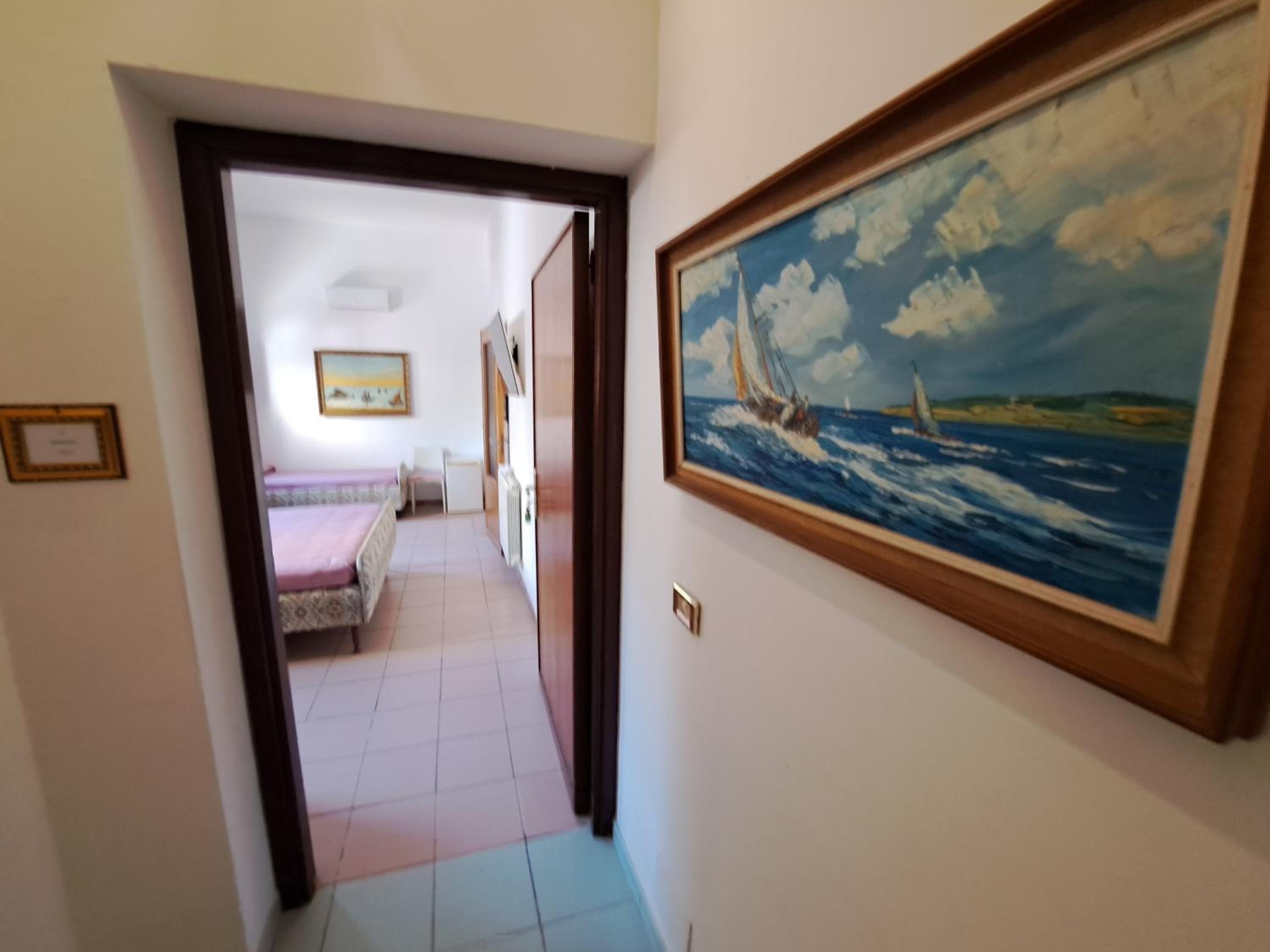 Double Room With Private Bathroom photo 3