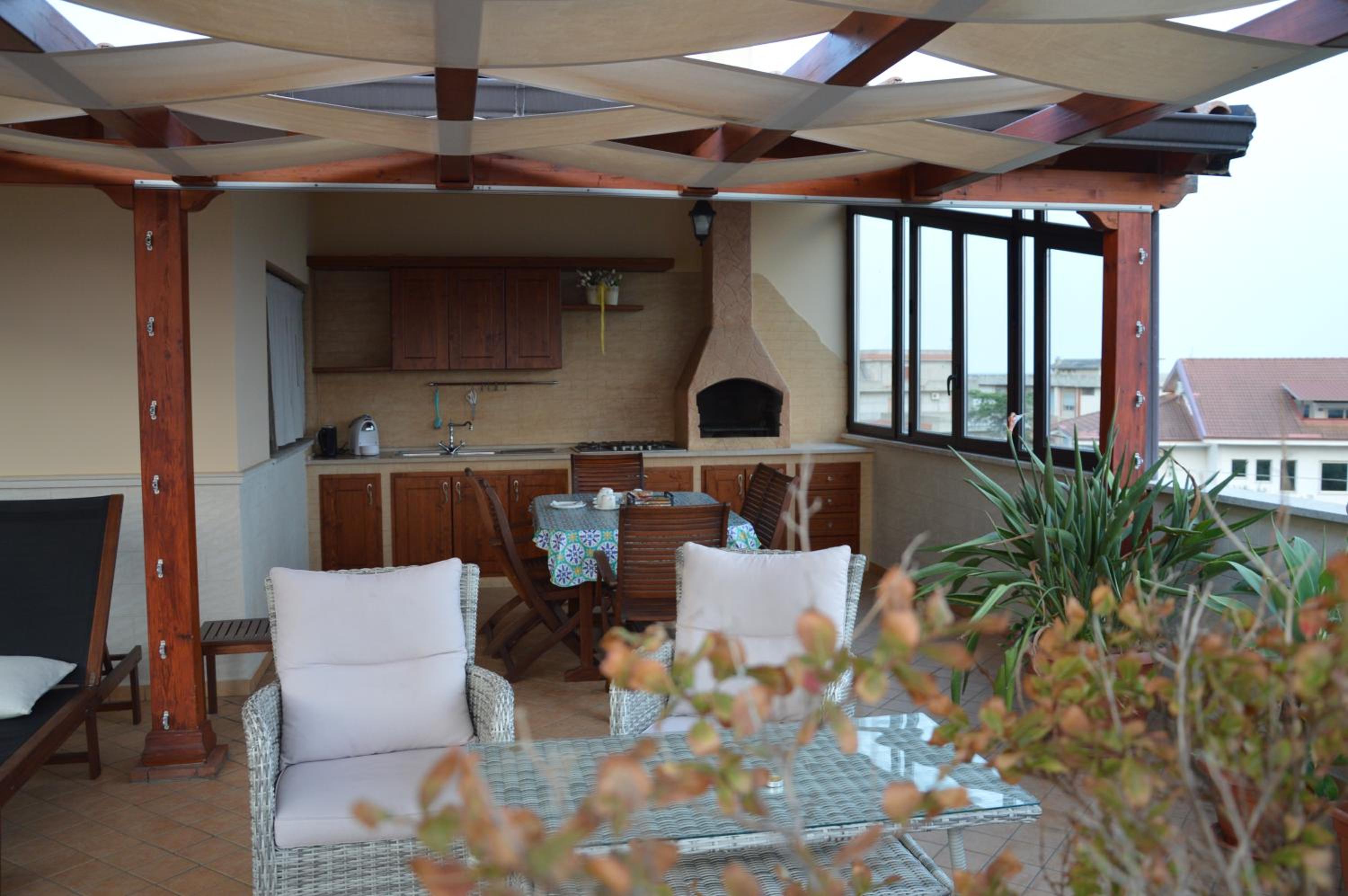 Twin Room with Private External Bathroom - Photo 20