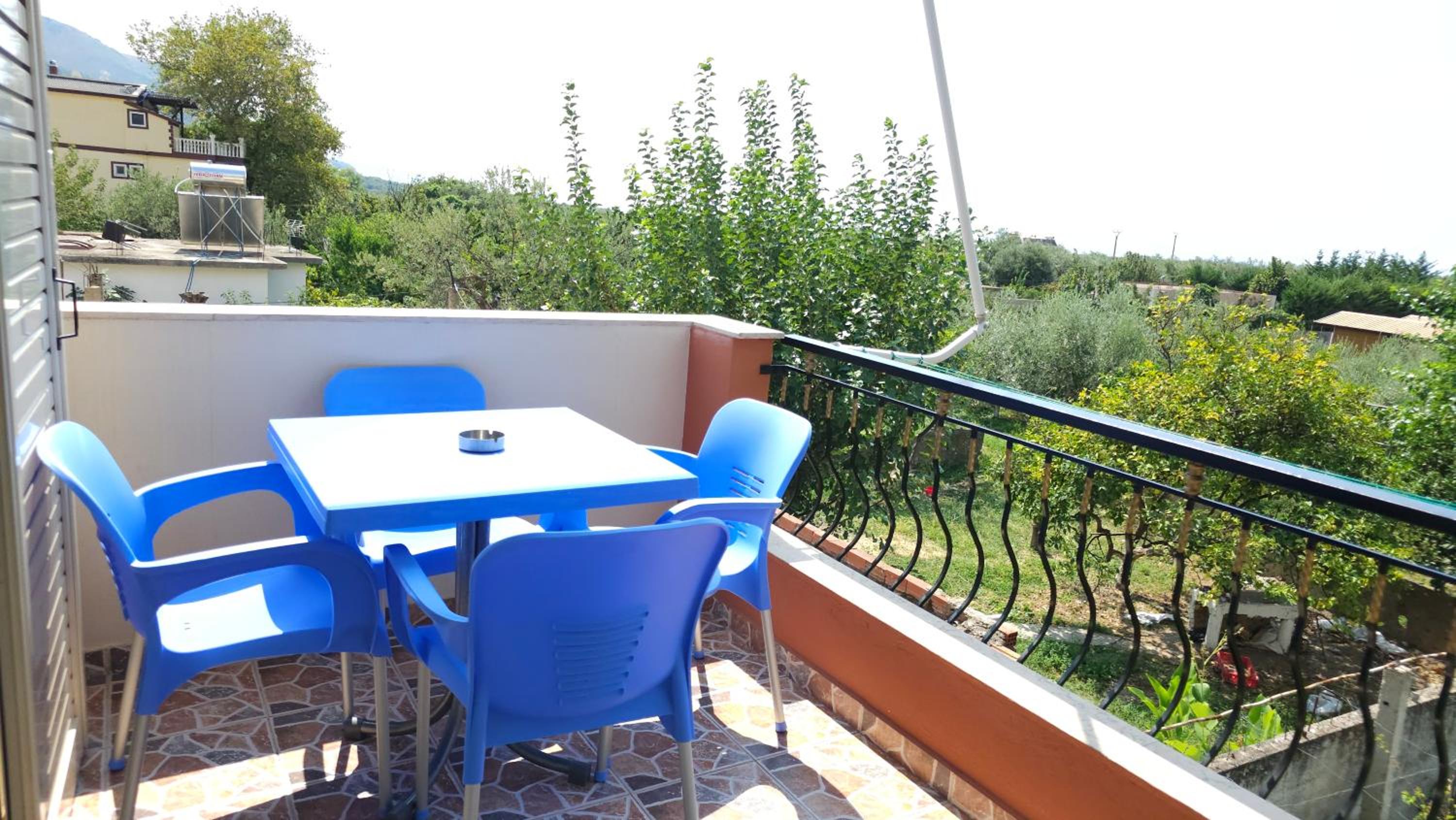 Standard Triple Room with Sea View photo 3