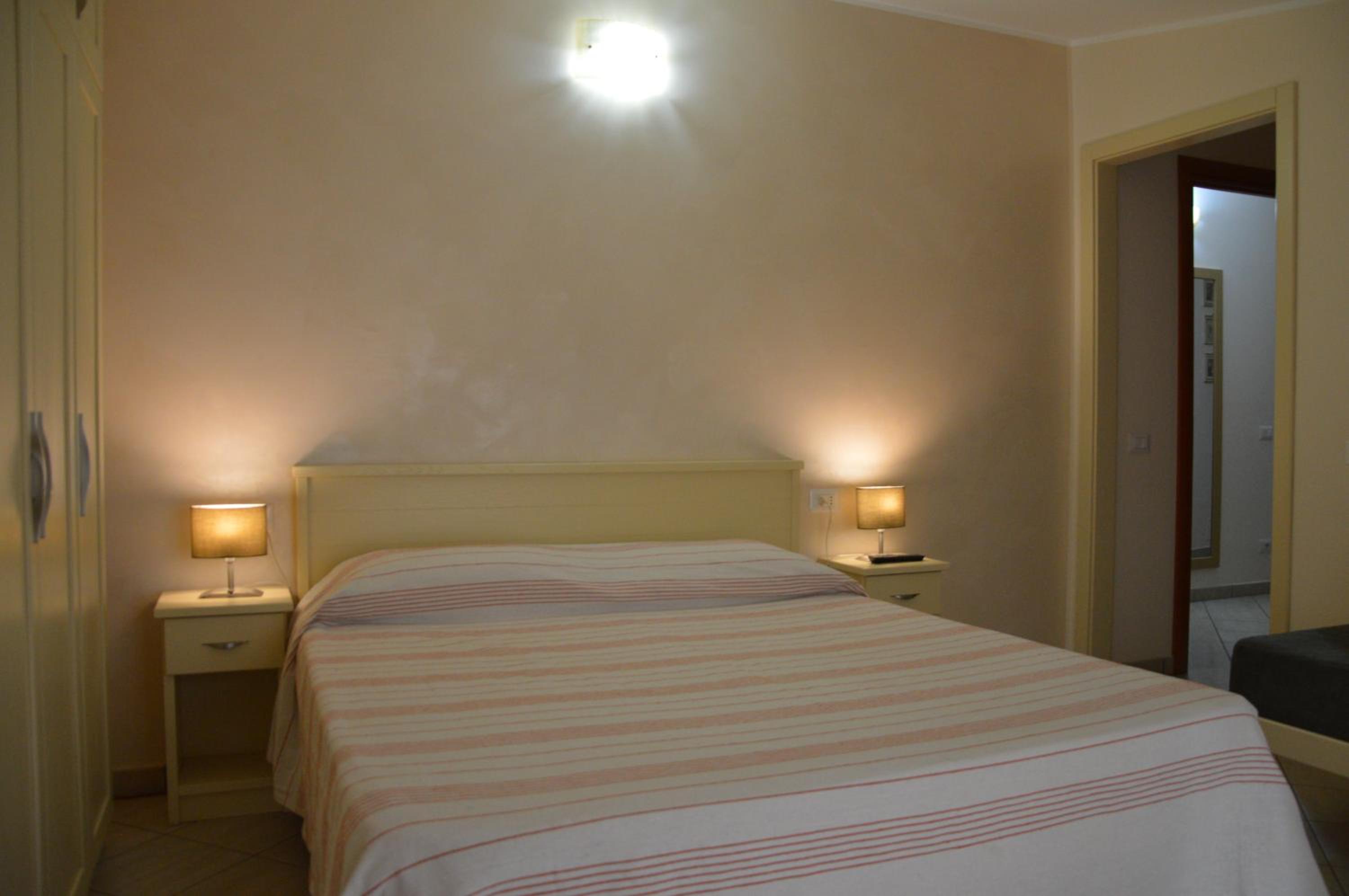 Triple Room with Terrace - Photo 1