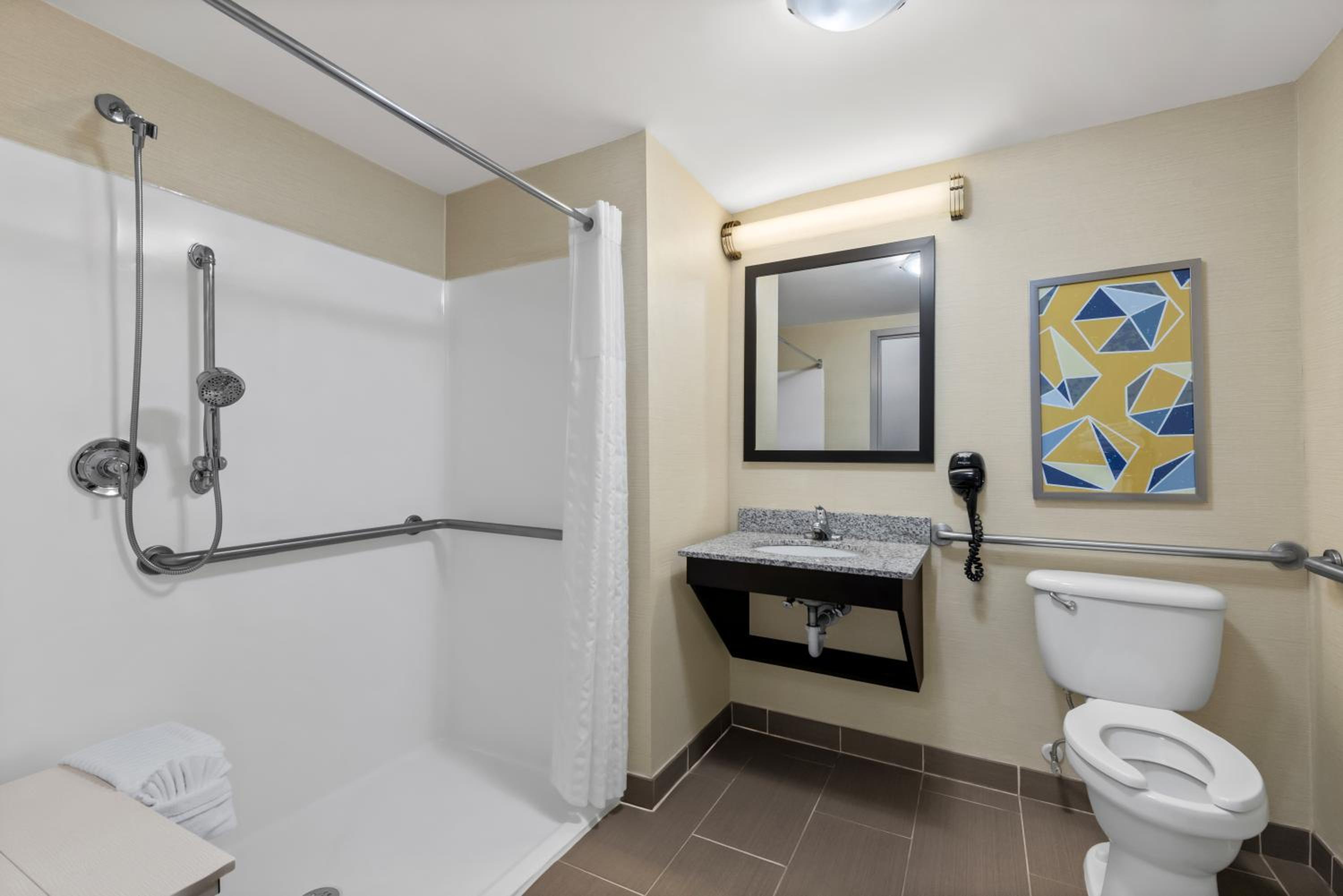 Queen Room with Two Queen Beds - Accessible/Non-Smoking