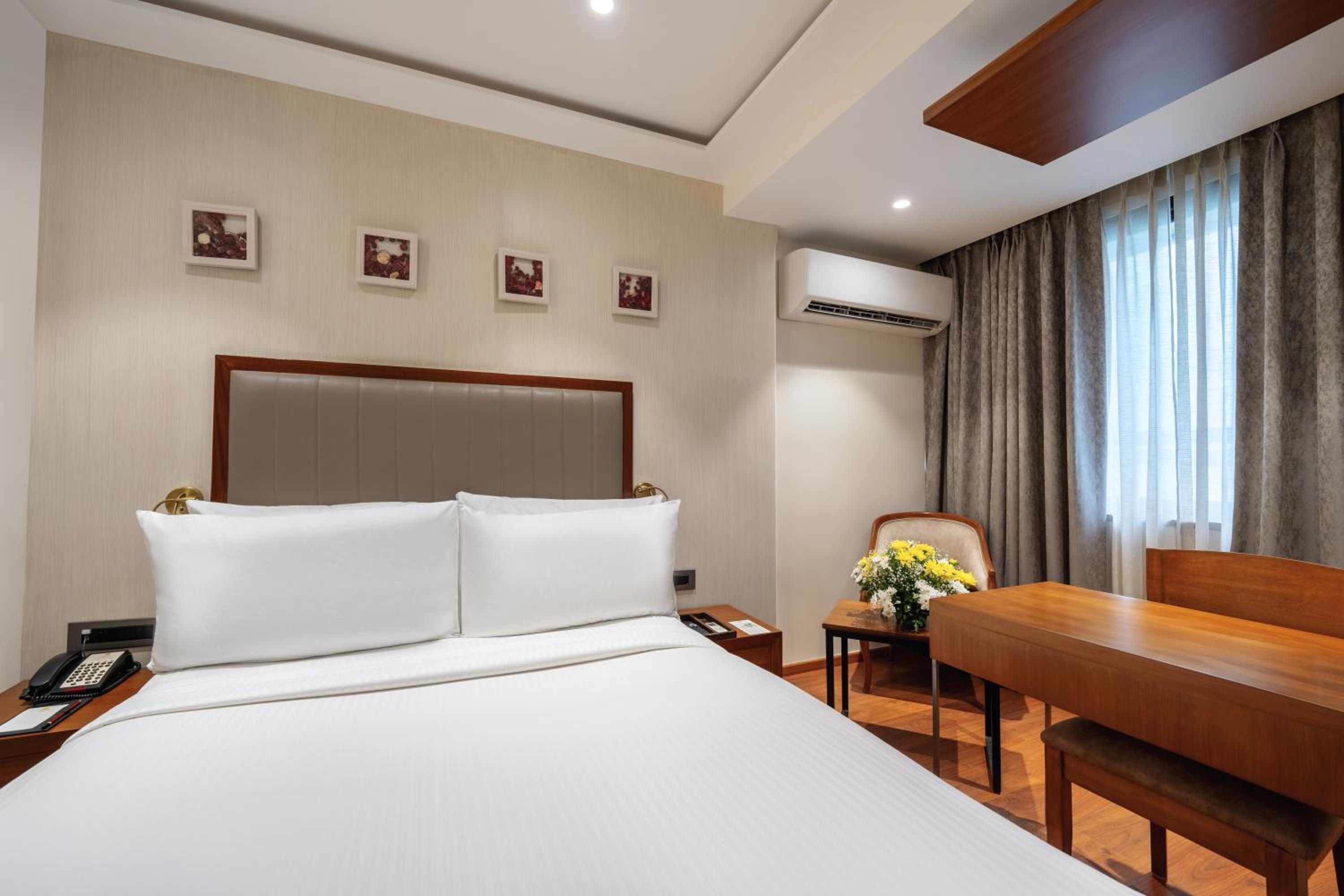 Smart with 1 Adult Smart Occupancy (Non Smoking) photo 2
